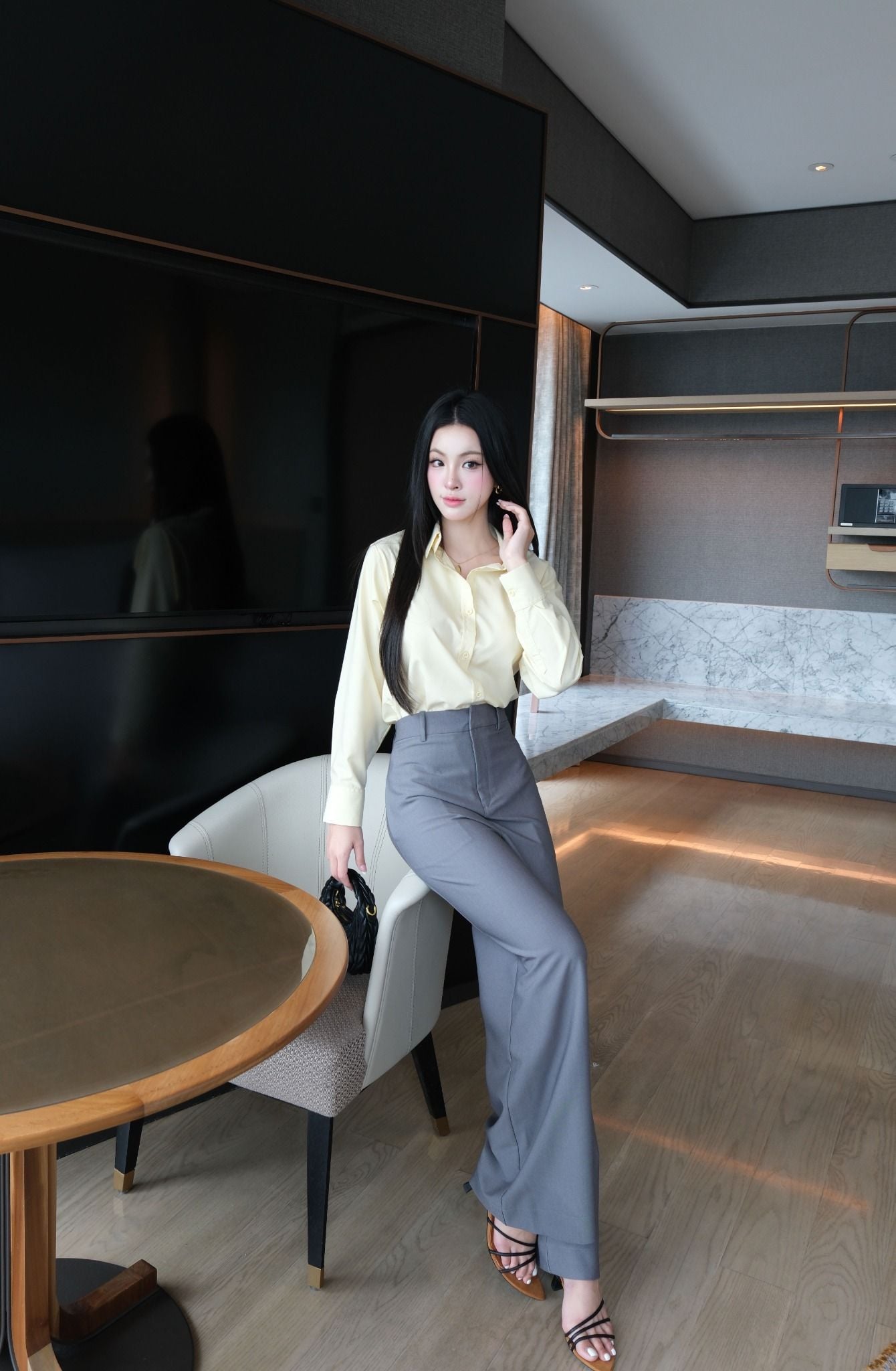  Áo Sơ Mi Trơn Classic FAS383 