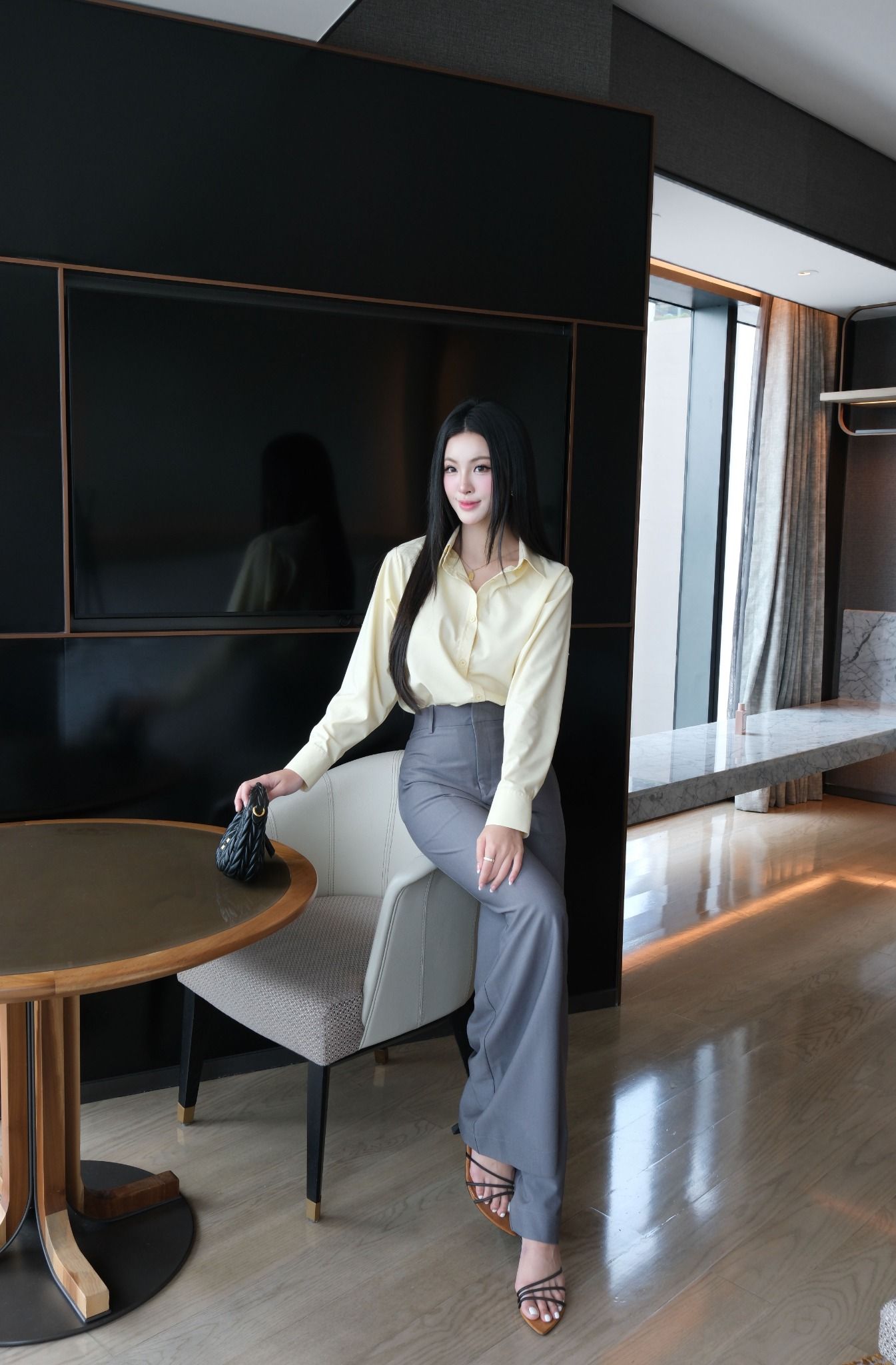  Áo Sơ Mi Trơn Classic FAS383 