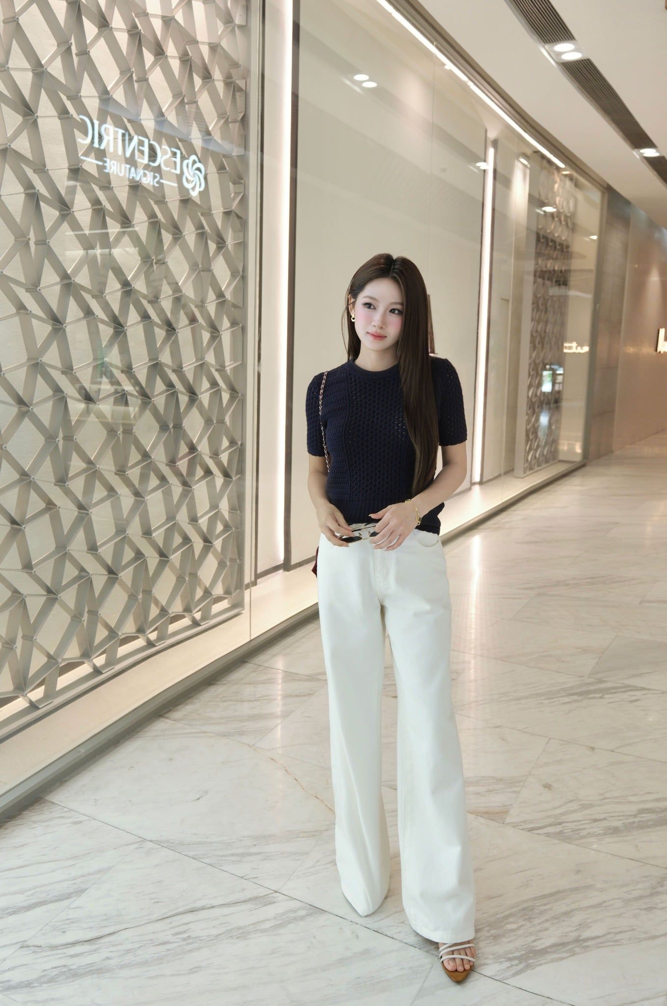  Áo Dệt Kim Cổ Tròn FAK085 