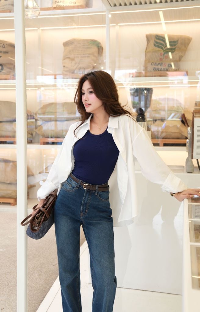  Áo Thun Cổ Tròn FAT082 