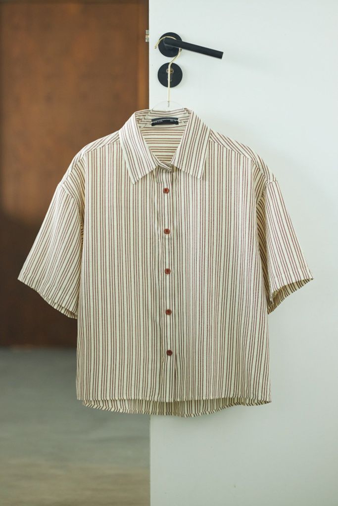  Áo Sơ Mi Sọc Tay Ngắn FAS389 