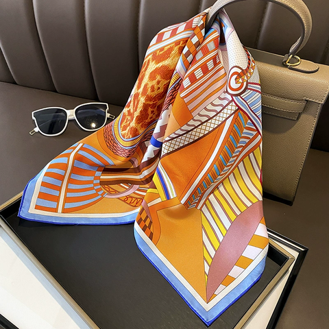 Khăn lụa tơ tằm họa tiết 70x70cm BASELE1137