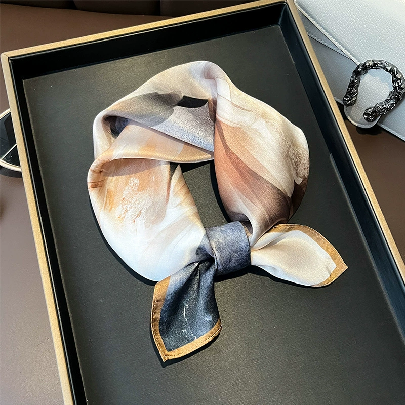 Khăn lụa tơ tằm họa tiết 53x53cm BASELE1117