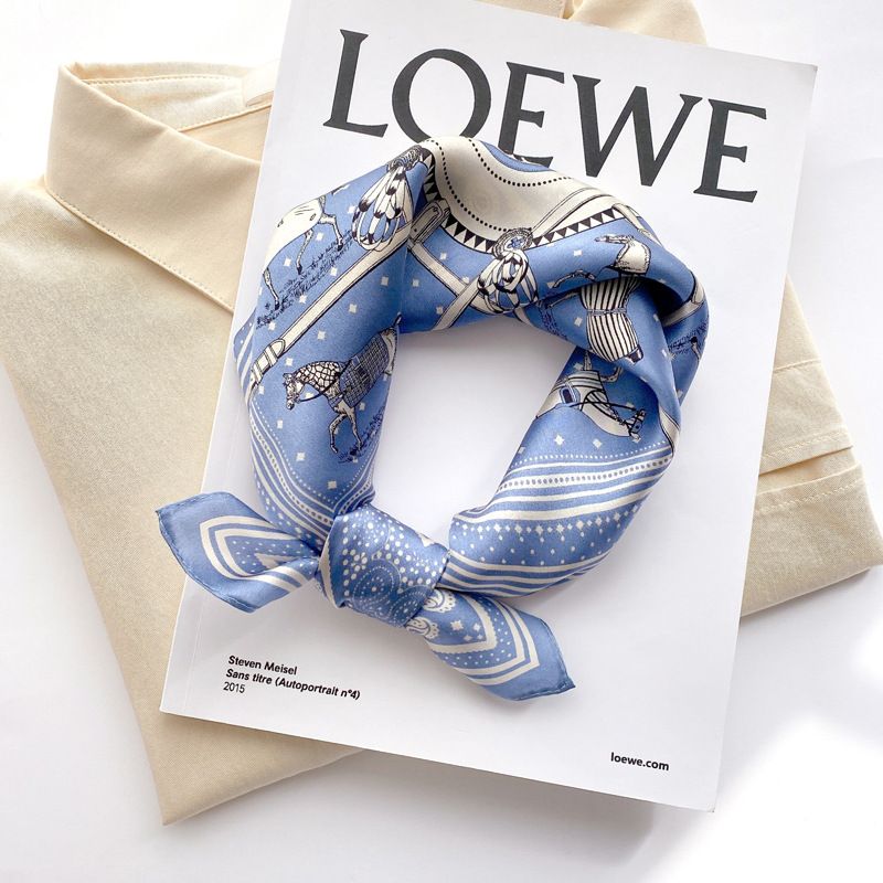 Khăn lụa tơ tằm họa tiết 53x53cm BASELE1109