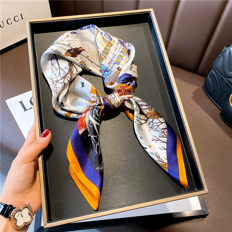 Khăn lụa tơ tằm họa tiết 70x70cm BASELE1128