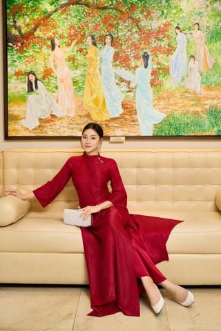 Áo Gấm tơ Kim cương Đỏ đô và quần