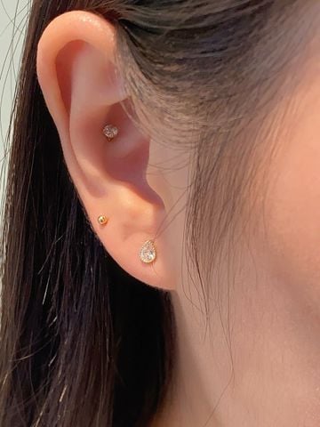  14K Teardrop Piercing 