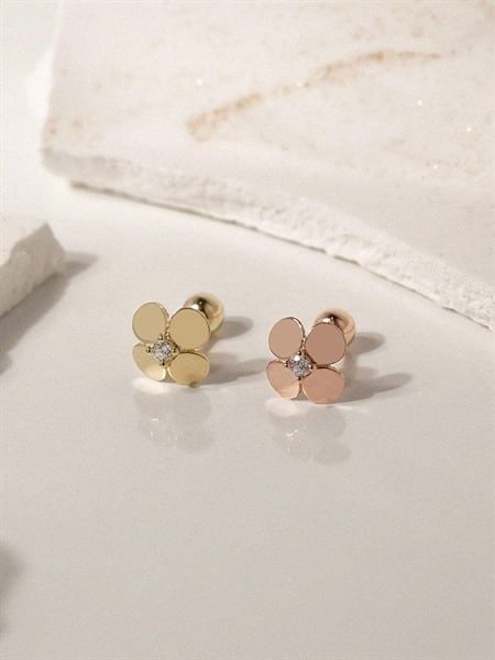  14K Flower Glow Piercing 
