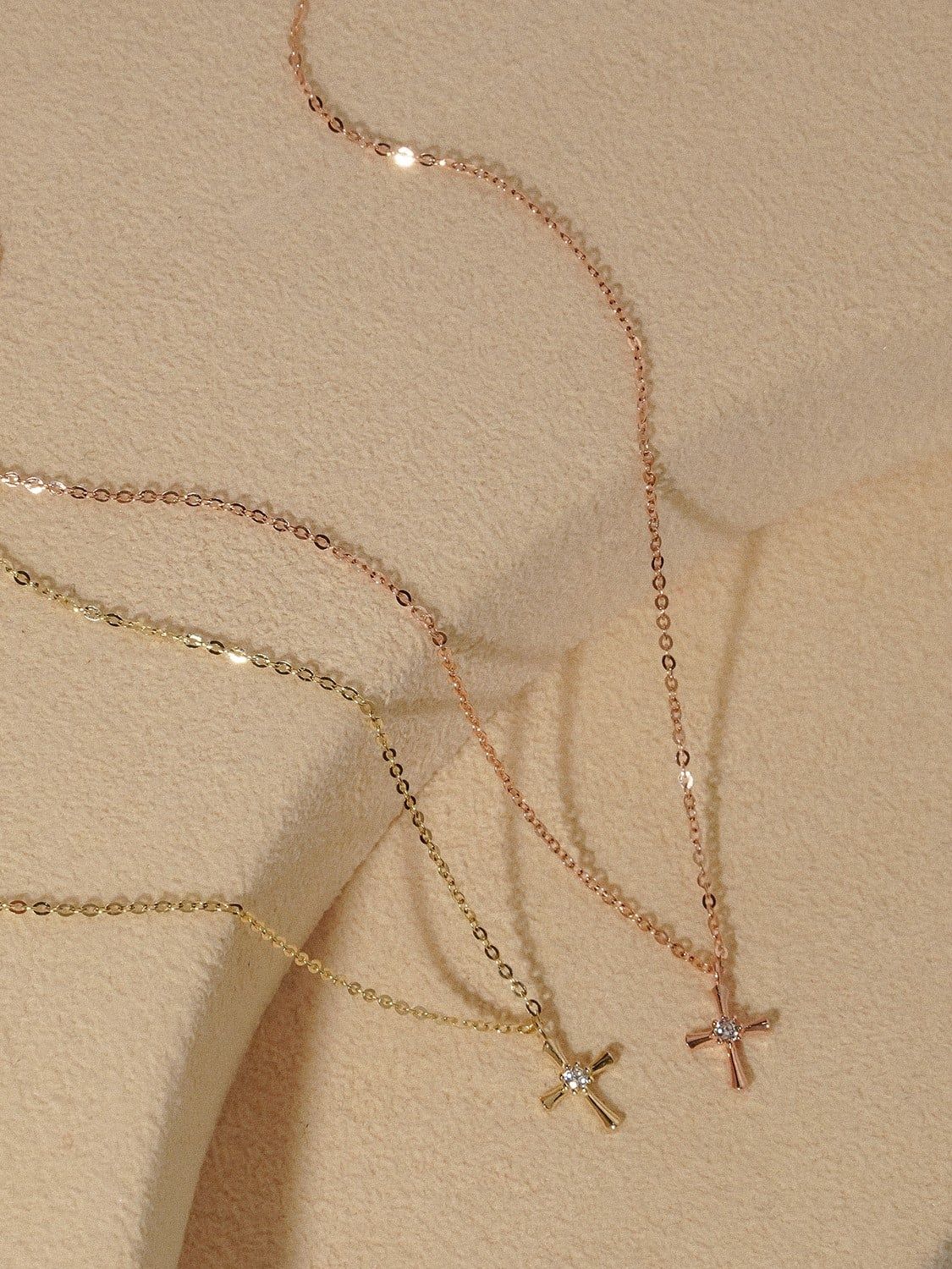  14K Lumiere Cross Necklace 