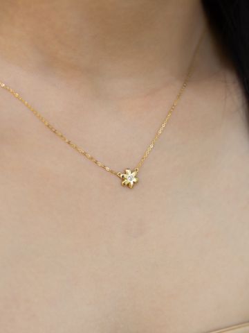  14K Petite Daisy Necklace 