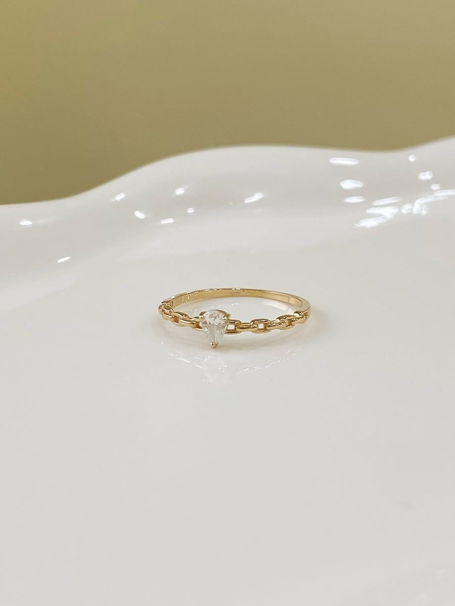  14K Pear Cut Cubic Chain Ring 