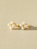  14K Petite Clover Pearl Huggie (S) 