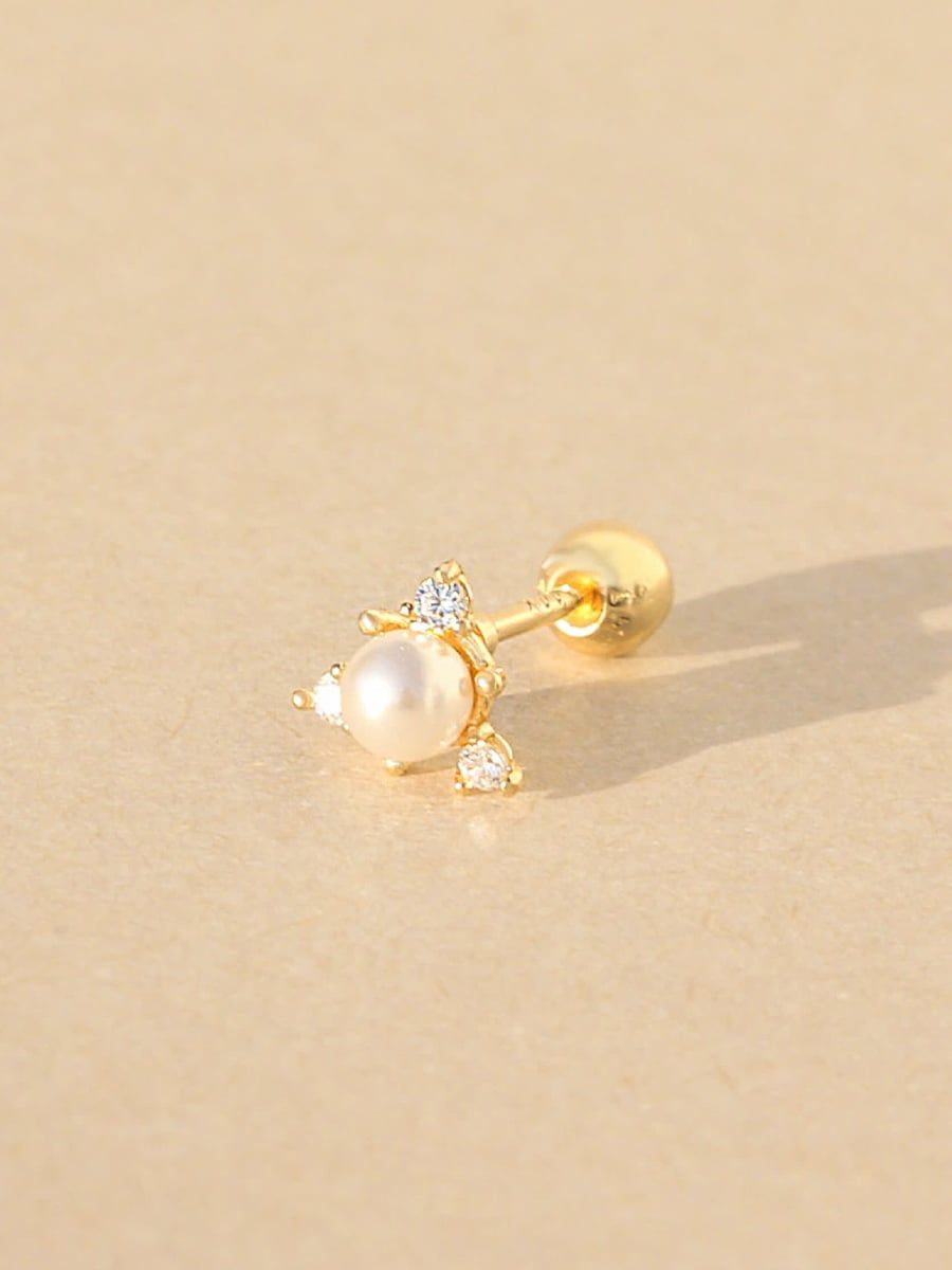  14K Snow Pearl Cubic Piercing 