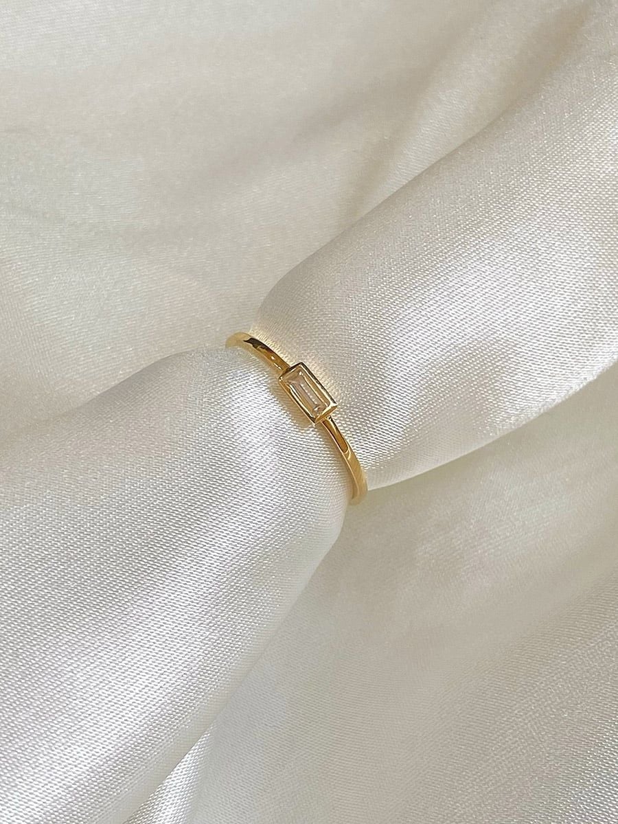  14K Petite Baguette Ring 