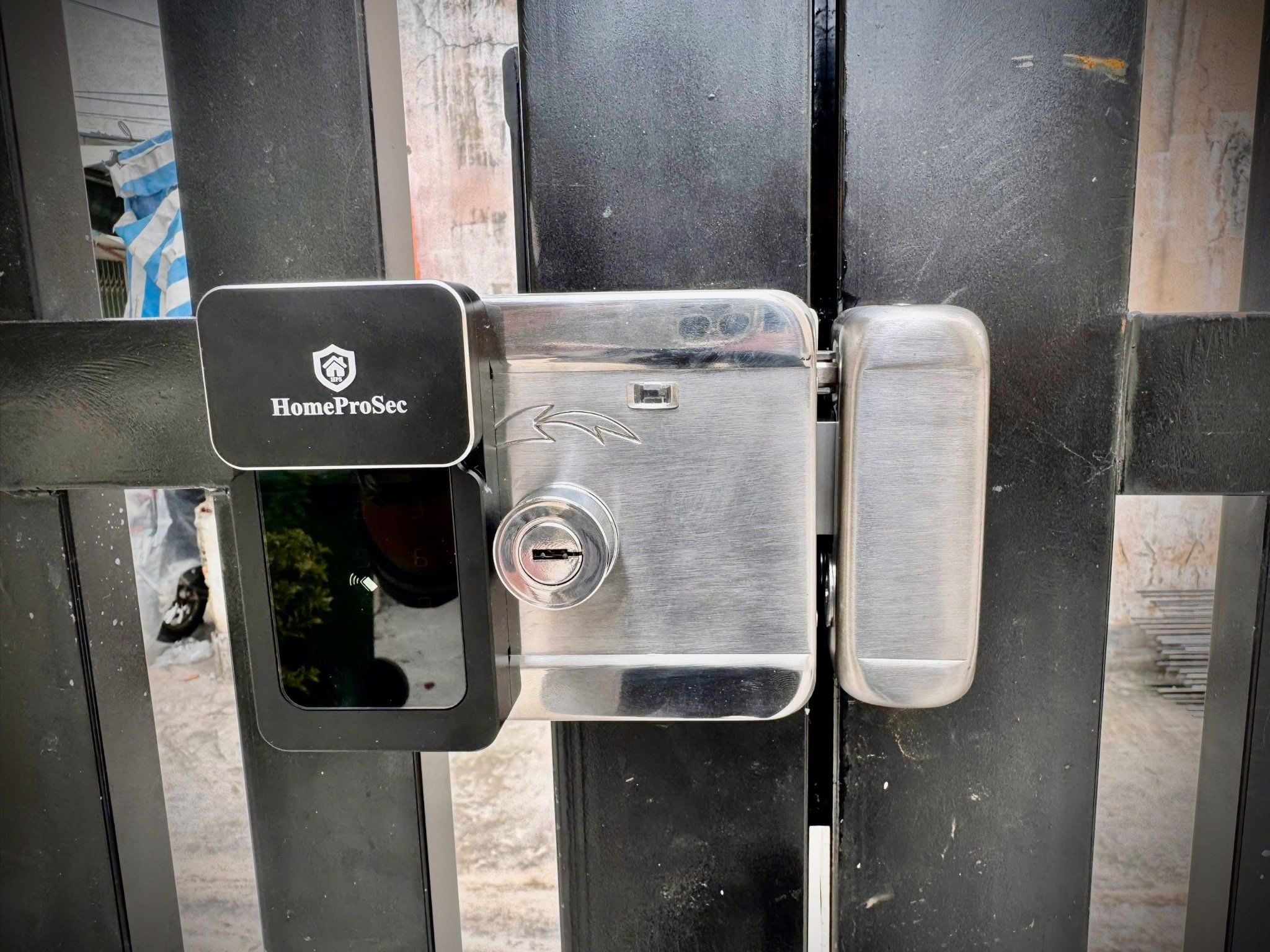  Khoá cổng Pin 02 vân tay  app TTLOCK ( P33- TTLOCK) 