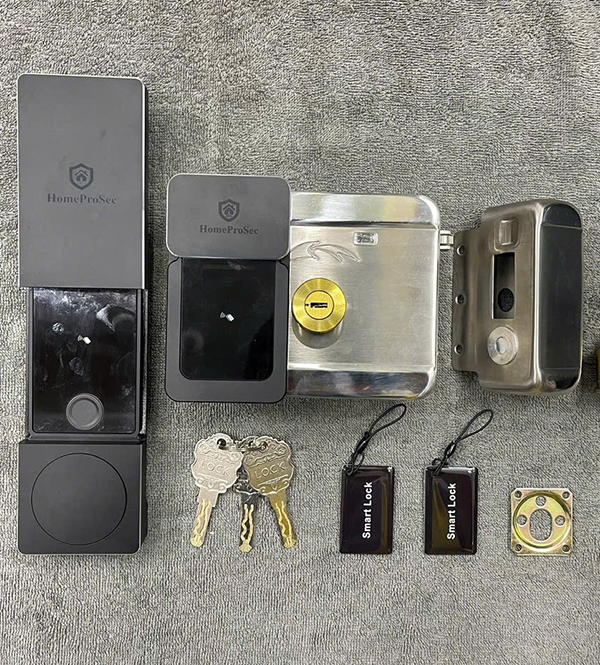  Khoá cổng Pin 02 vân tay  app TTLOCK ( P33- TTLOCK) 