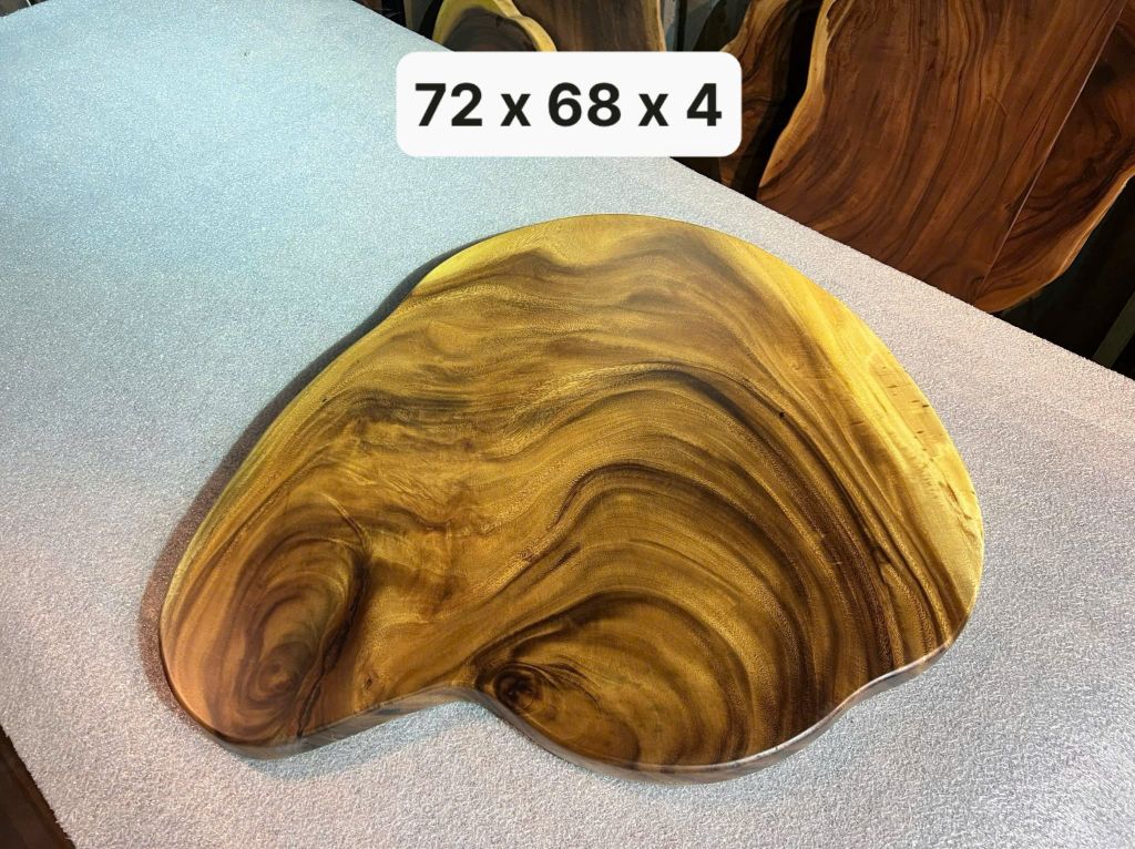  BÀN GỖ ME TÂY 72 x 68 x 4 cm 