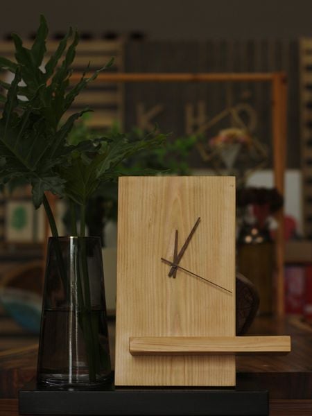  ĐỒNG HỒ GỖ THÔNG - 2 
