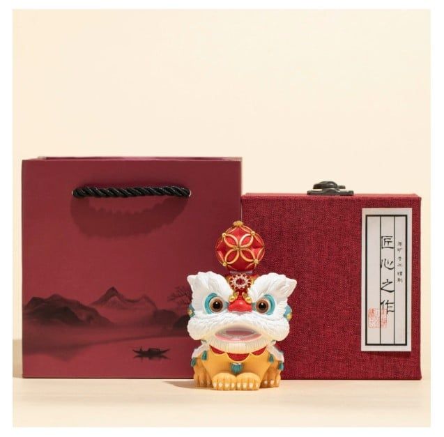  TƯỢNG LÂN QUẢ CẦU 