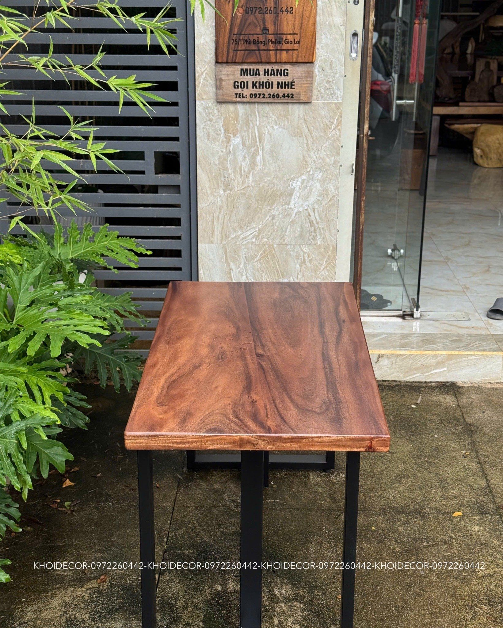  BÀN GỖ ME TÂY GHÉP 120 x 64 x 3 cm 