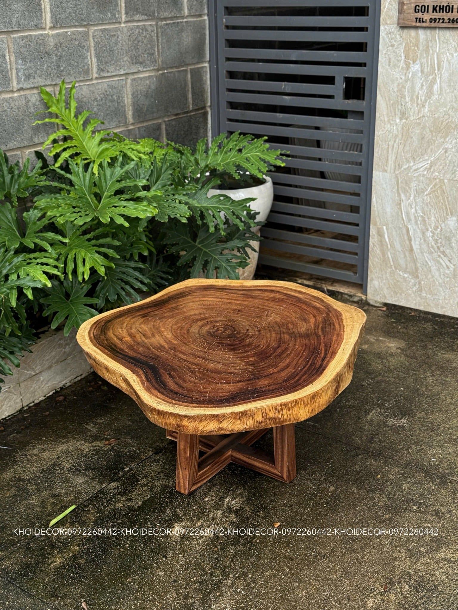  BÀN GỖ ME TÂY 93 x 92 x 8 cm 