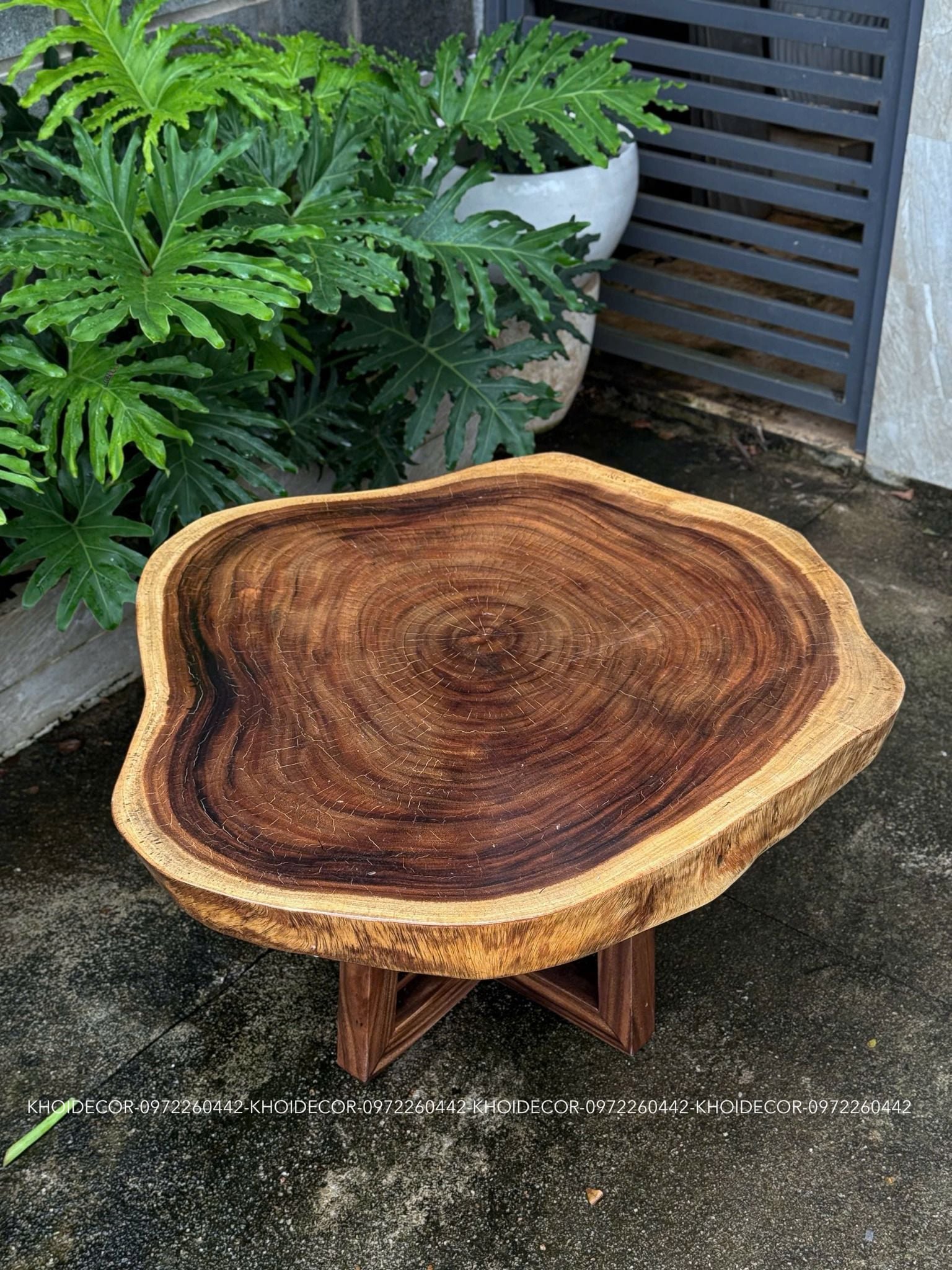  BÀN GỖ ME TÂY 93 x 92 x 8 cm 