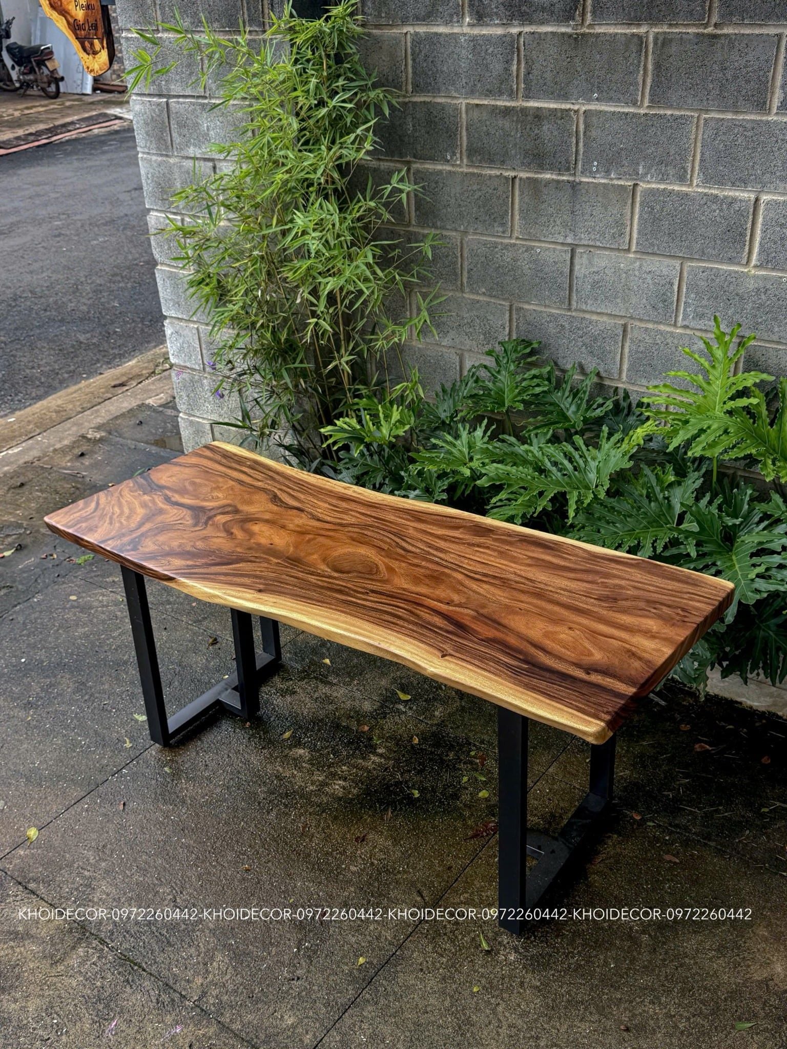  BÀN GỖ ME TÂY 180 x 68-71 x 5 cm 