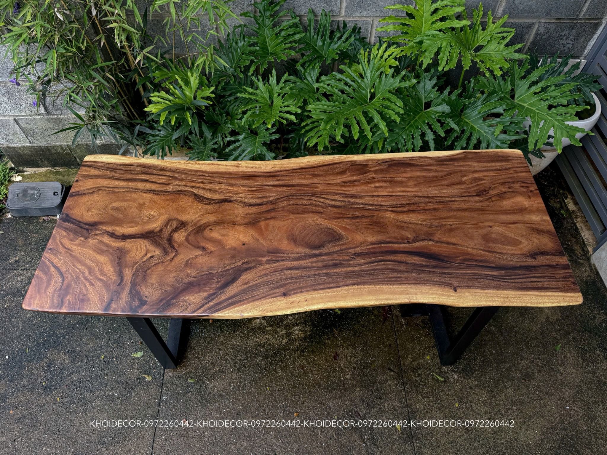  BÀN GỖ ME TÂY 180 x 68-71 x 5 cm 