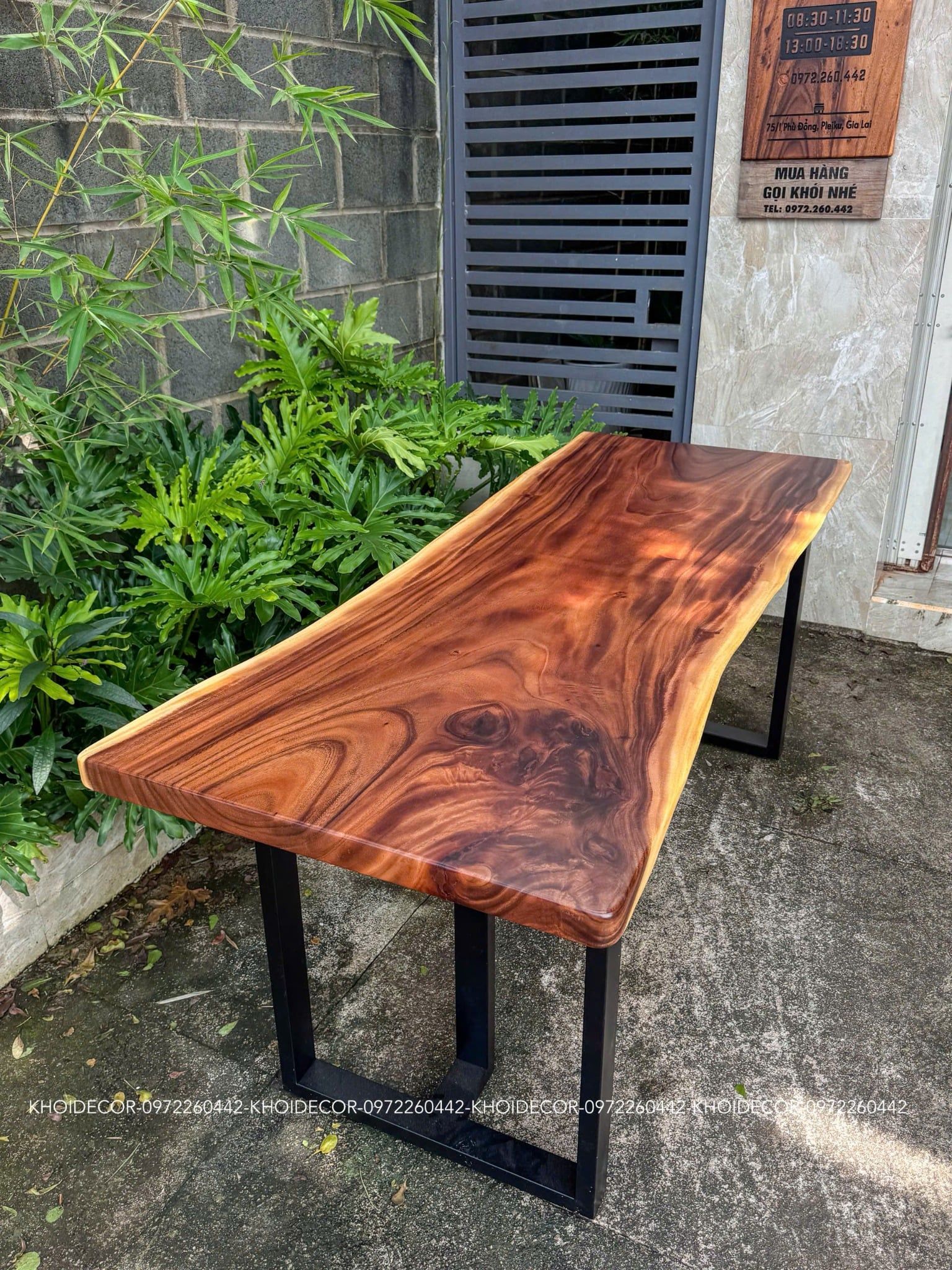  BÀN GỖ ME TÂY 180 x 65-73 x 5 cm 