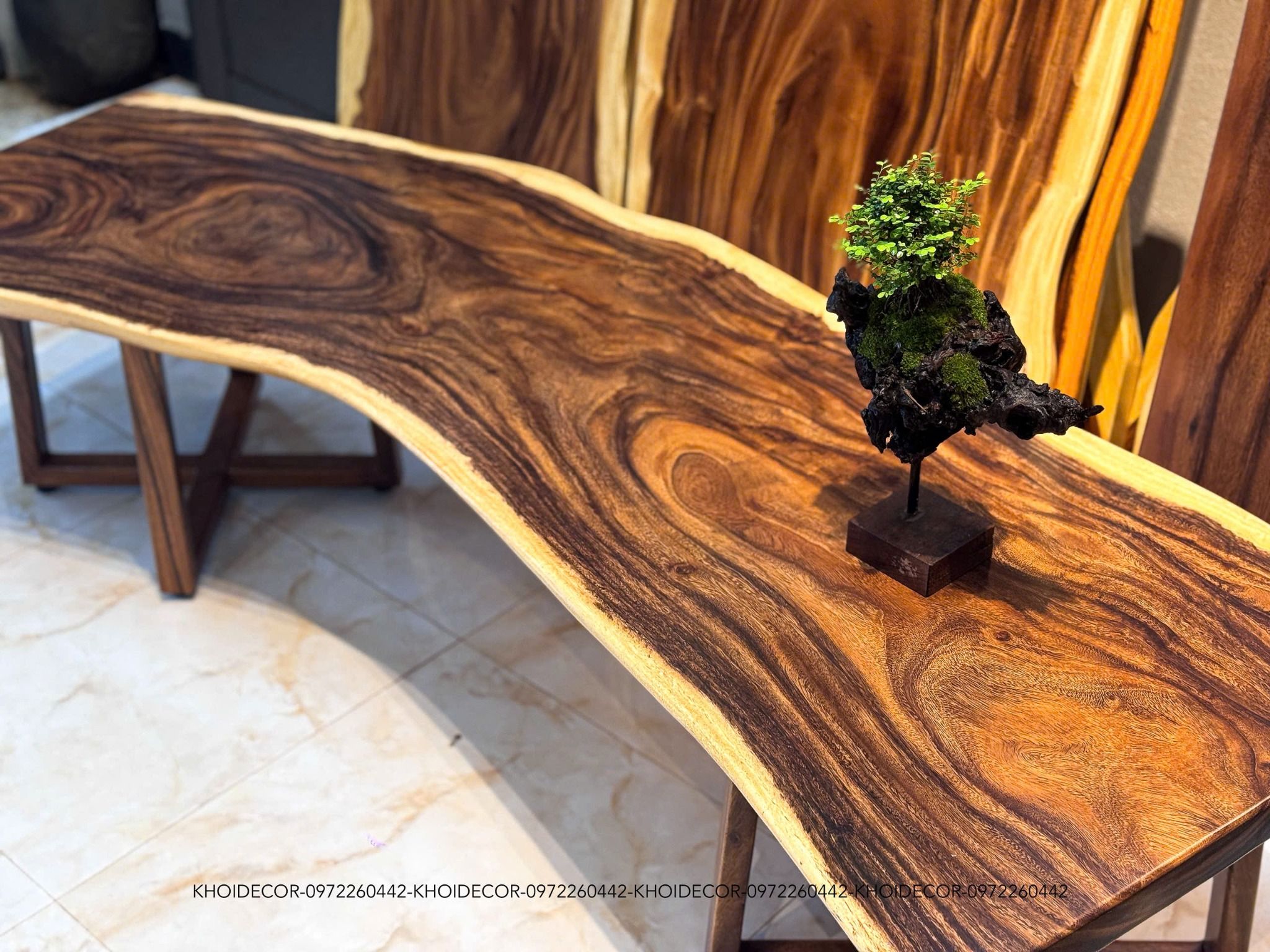  BÀN GỖ ME TÂY 190 x 60-57-66 x 5 cm 