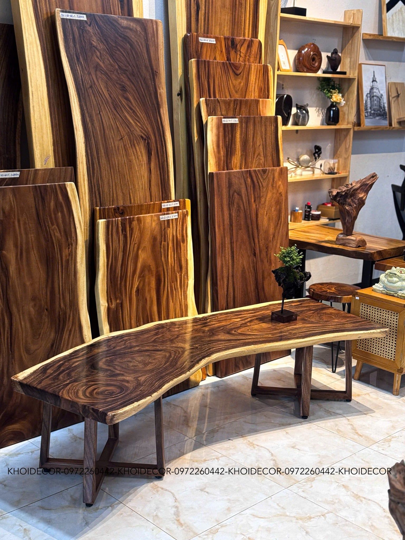  BÀN GỖ ME TÂY 190 x 60-57-66 x 5 cm 