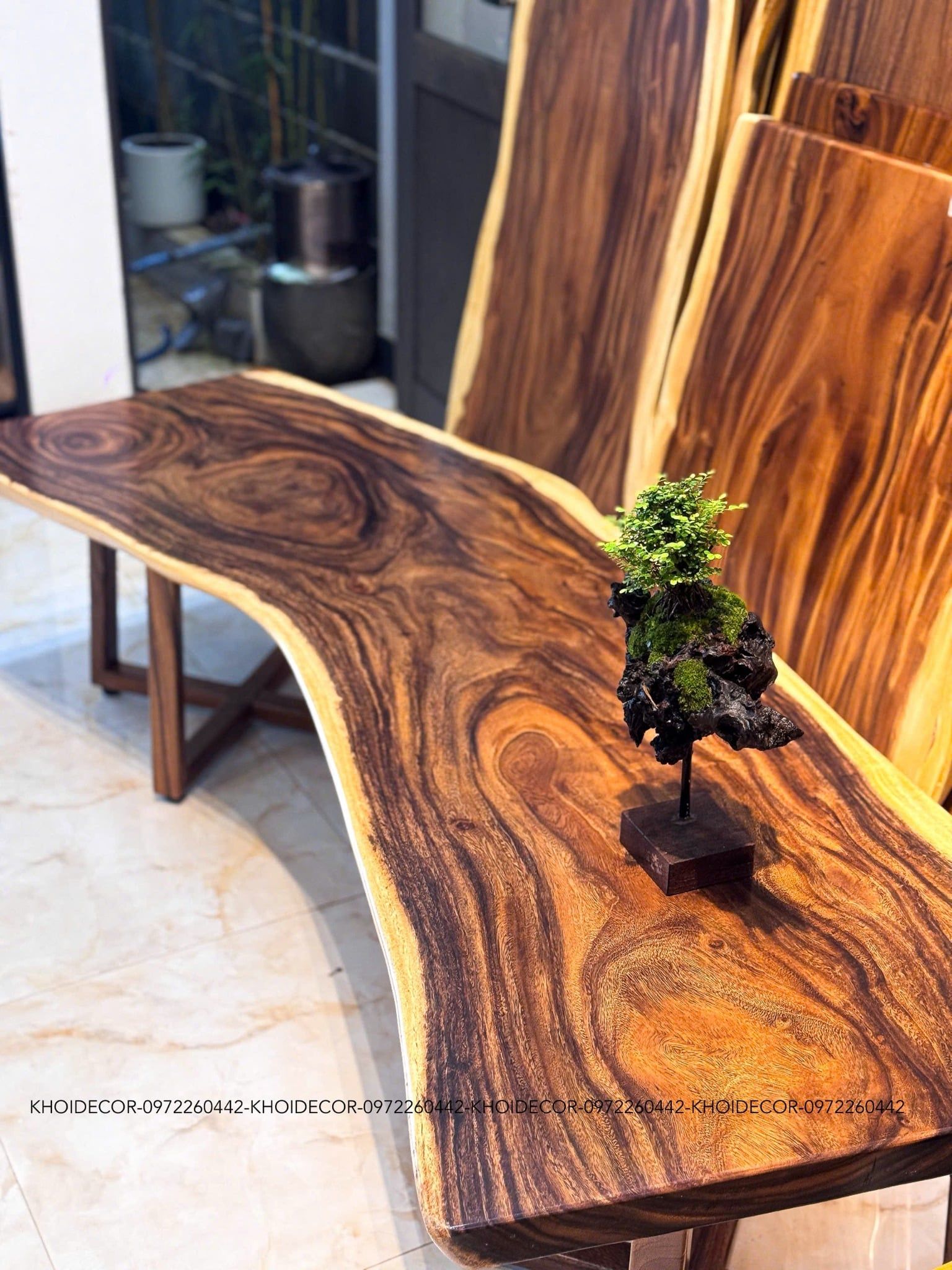  BÀN GỖ ME TÂY 190 x 60-57-66 x 5 cm 