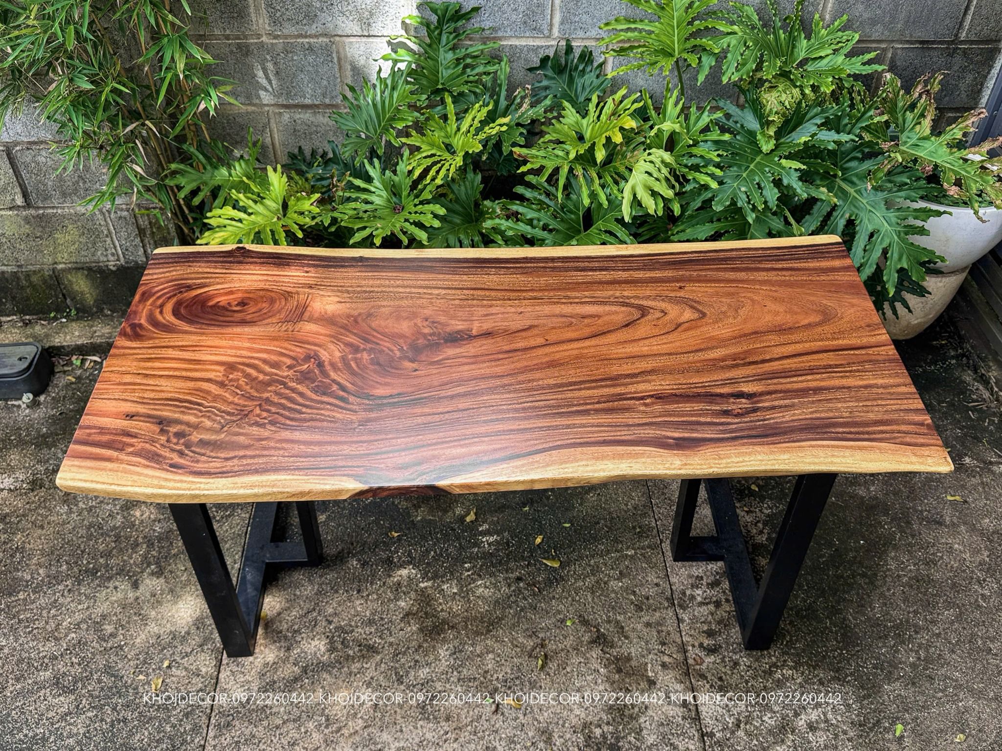  BÀN GỖ ME TÂY 160 x 71-73 x 4 cm 