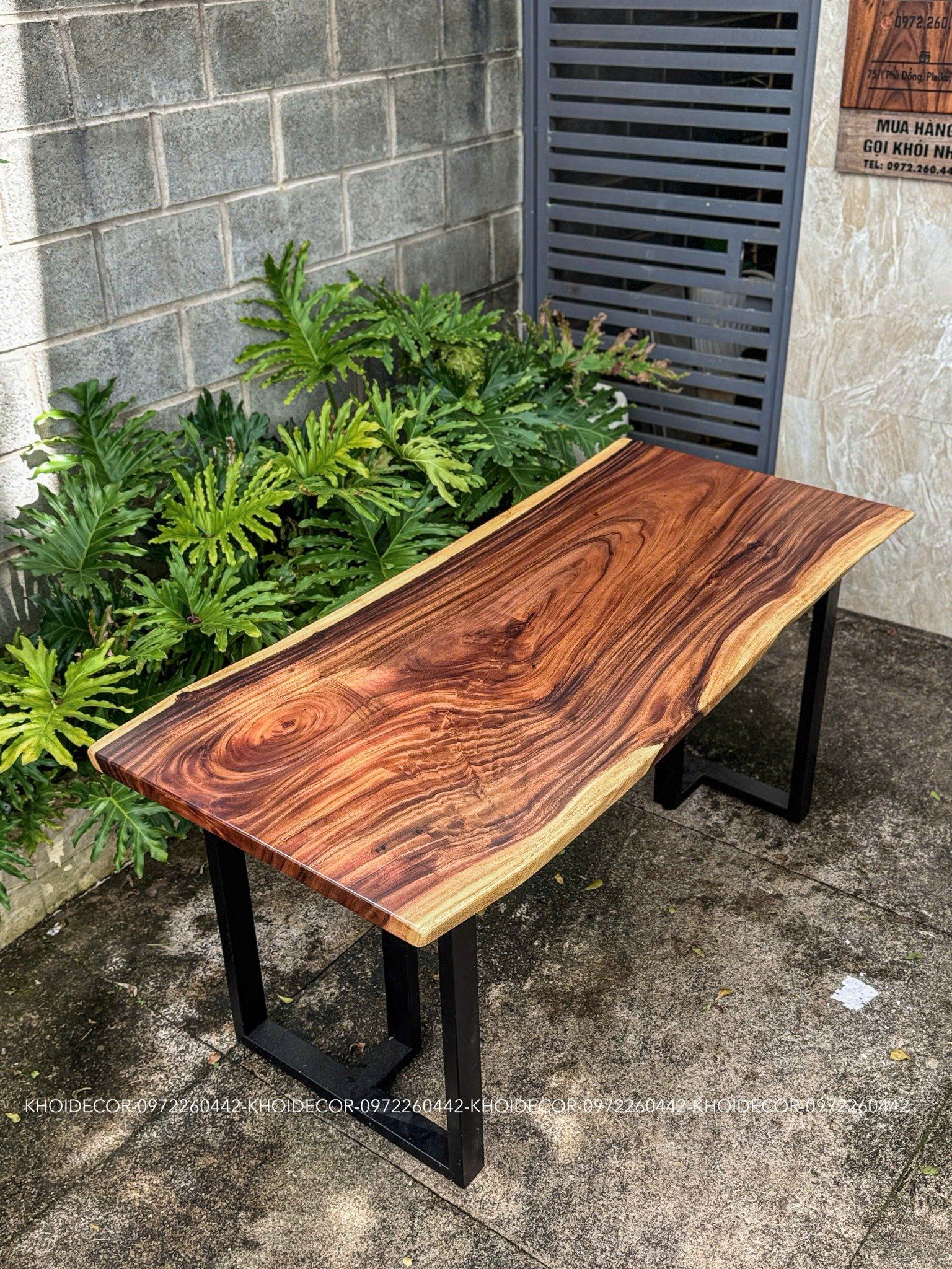  BÀN GỖ ME TÂY 160 x 71-73 x 4 cm 