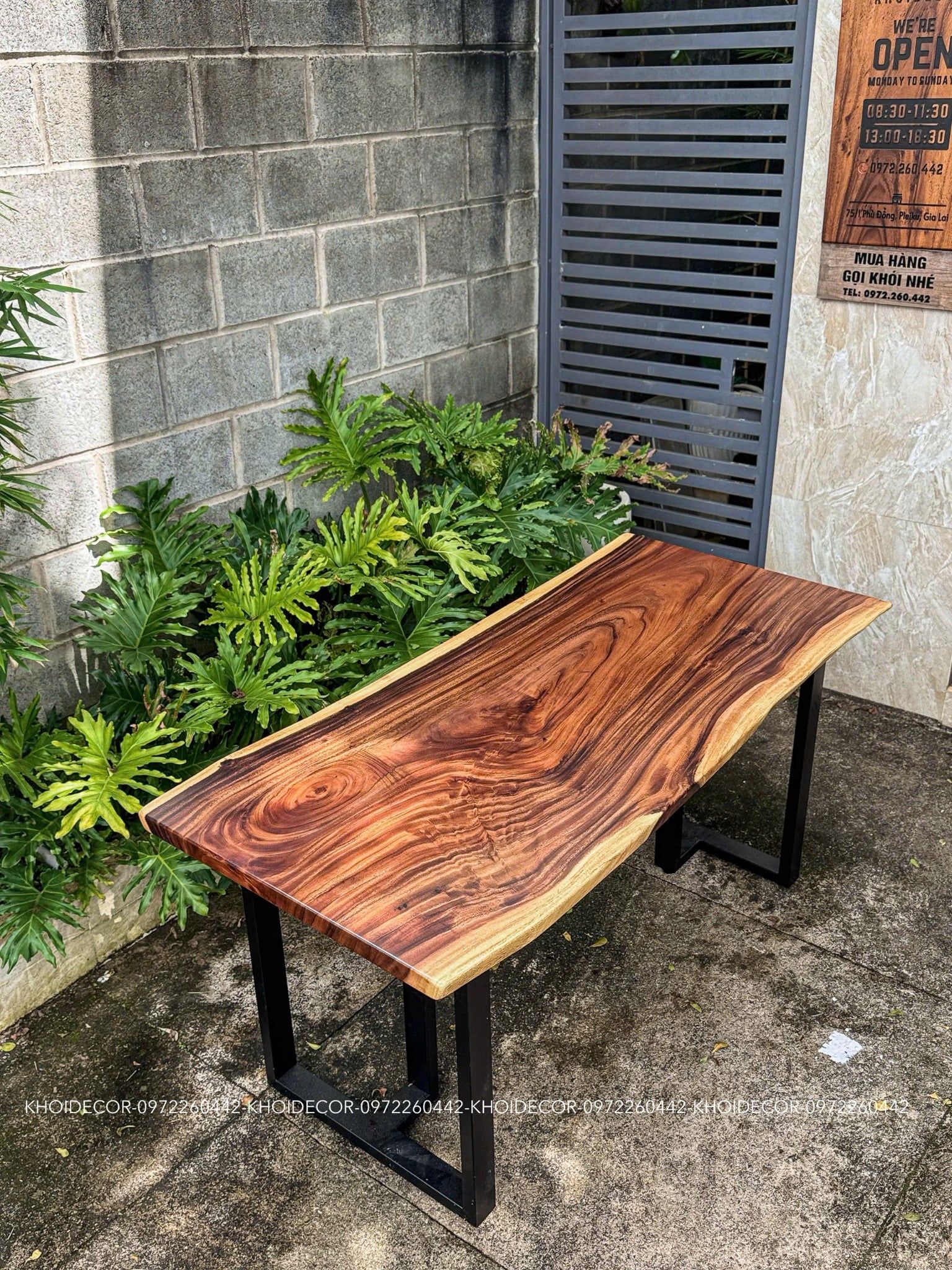  BÀN GỖ ME TÂY 160 x 71-73 x 4 cm 