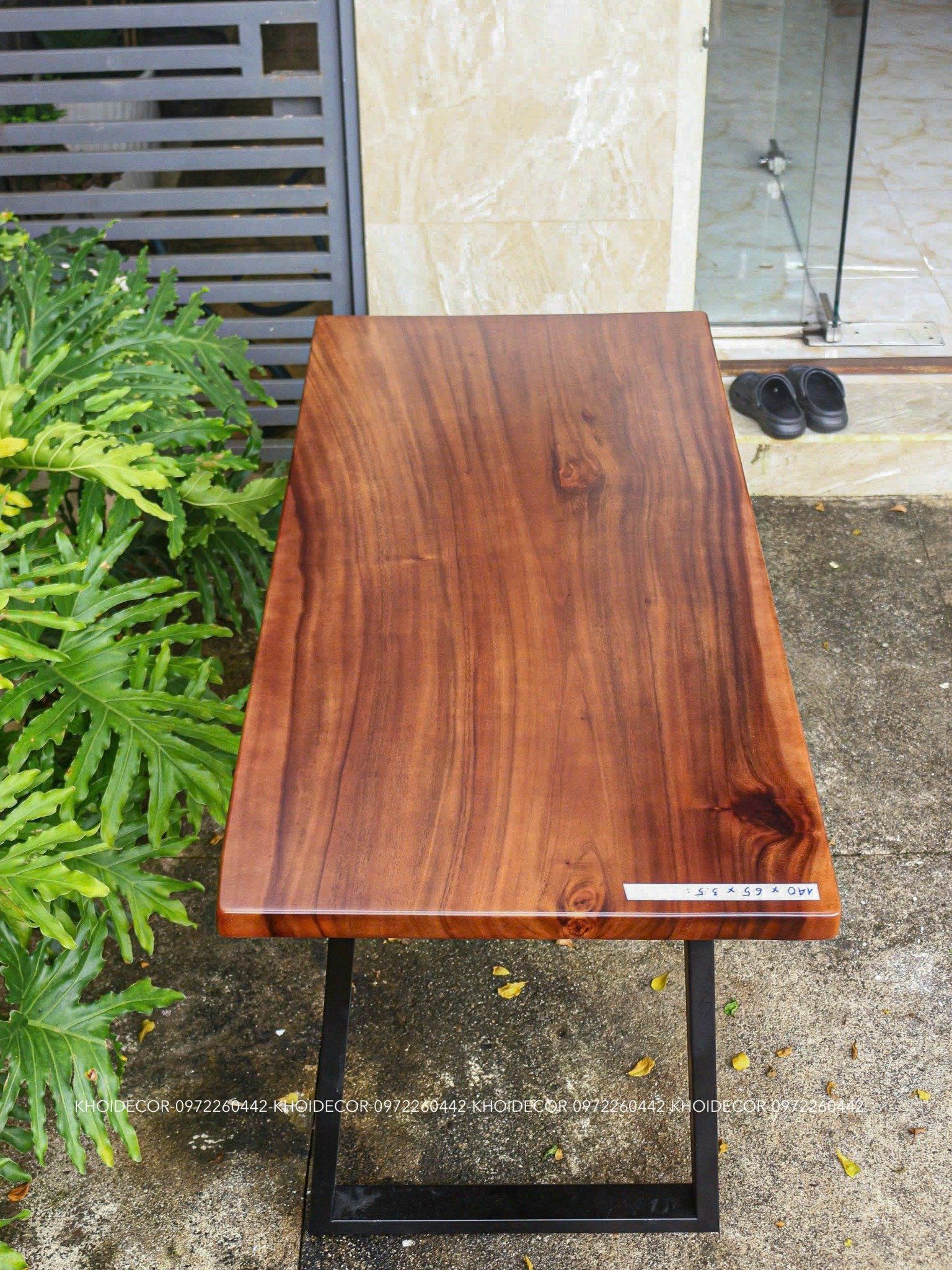  BÀN GỖ ME TÂY 140 x 65 x 3,5 cm 