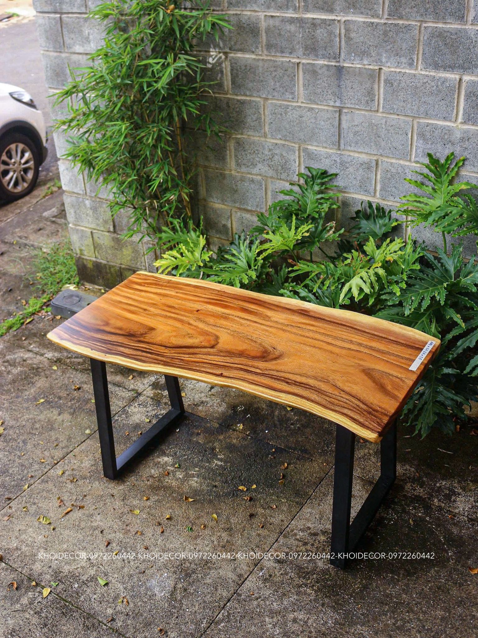  BÀN GỖ ME TÂY 140 x 62-69 x 3,5 cm 