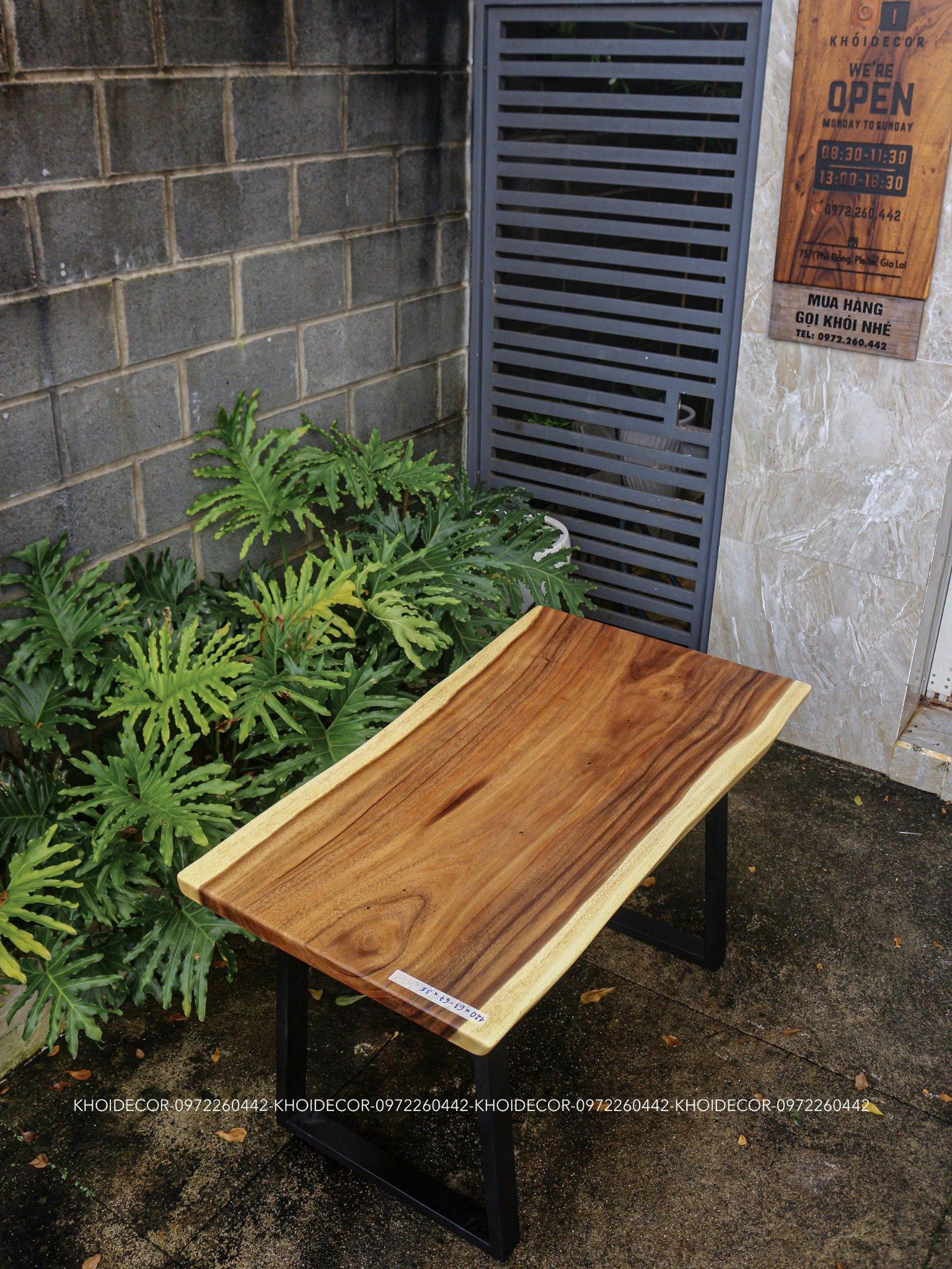  BÀN GỖ ME TÂY 120 x 63-68 x 3,5 cm 