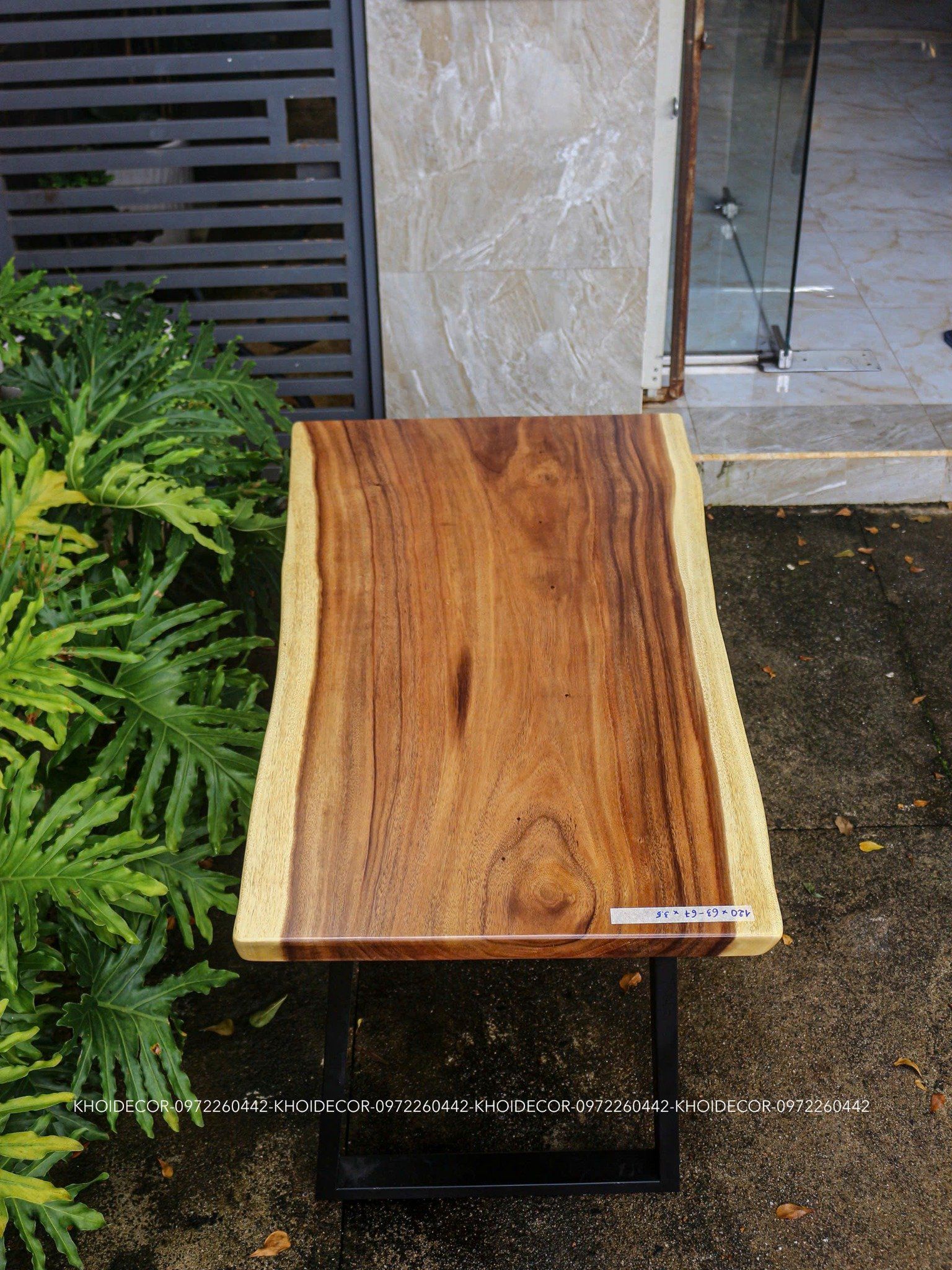  BÀN GỖ ME TÂY 120 x 63-68 x 3,5 cm 