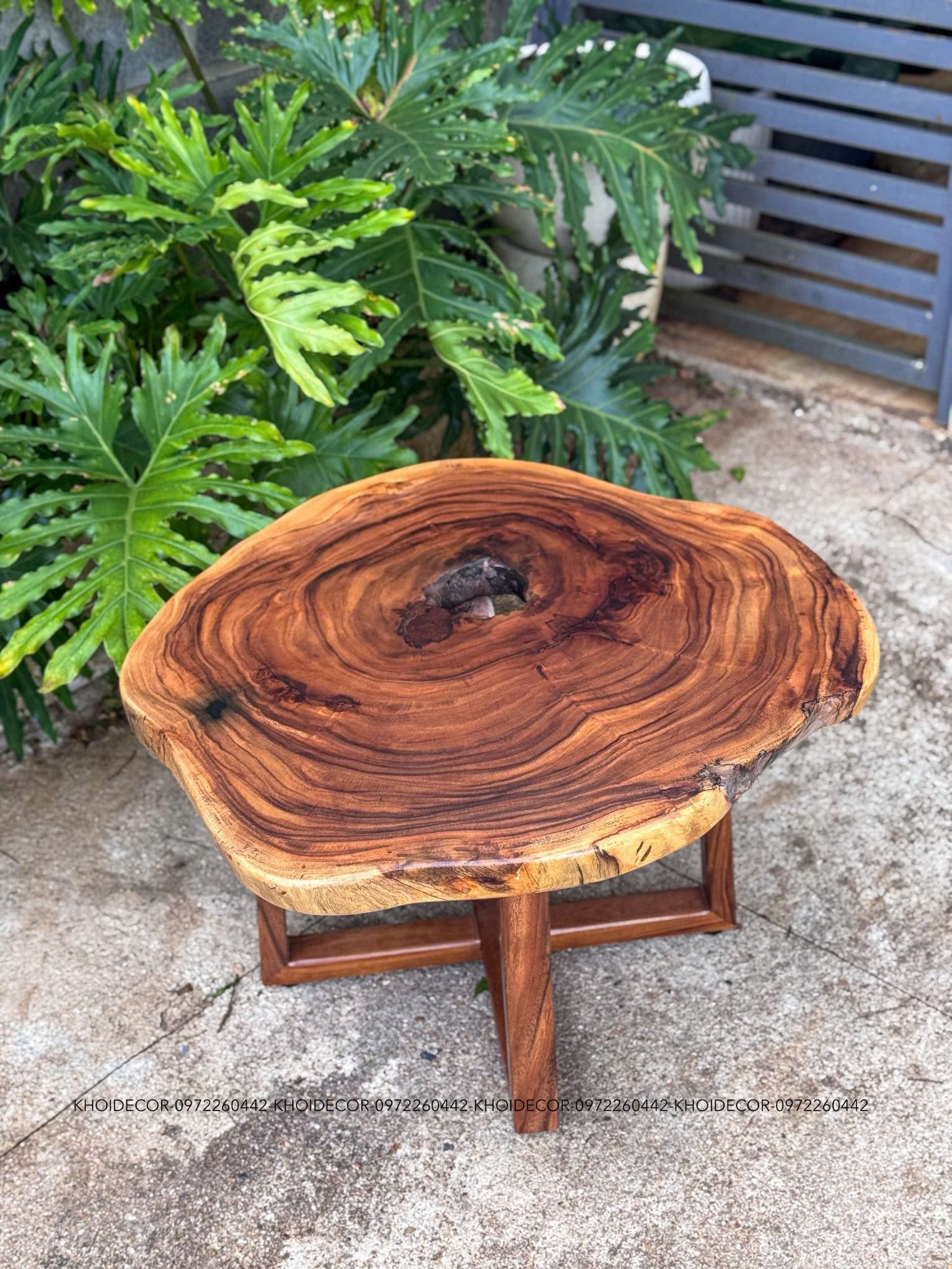  BÀN GỖ ME TÂY 74 x 70 x 5 cm 