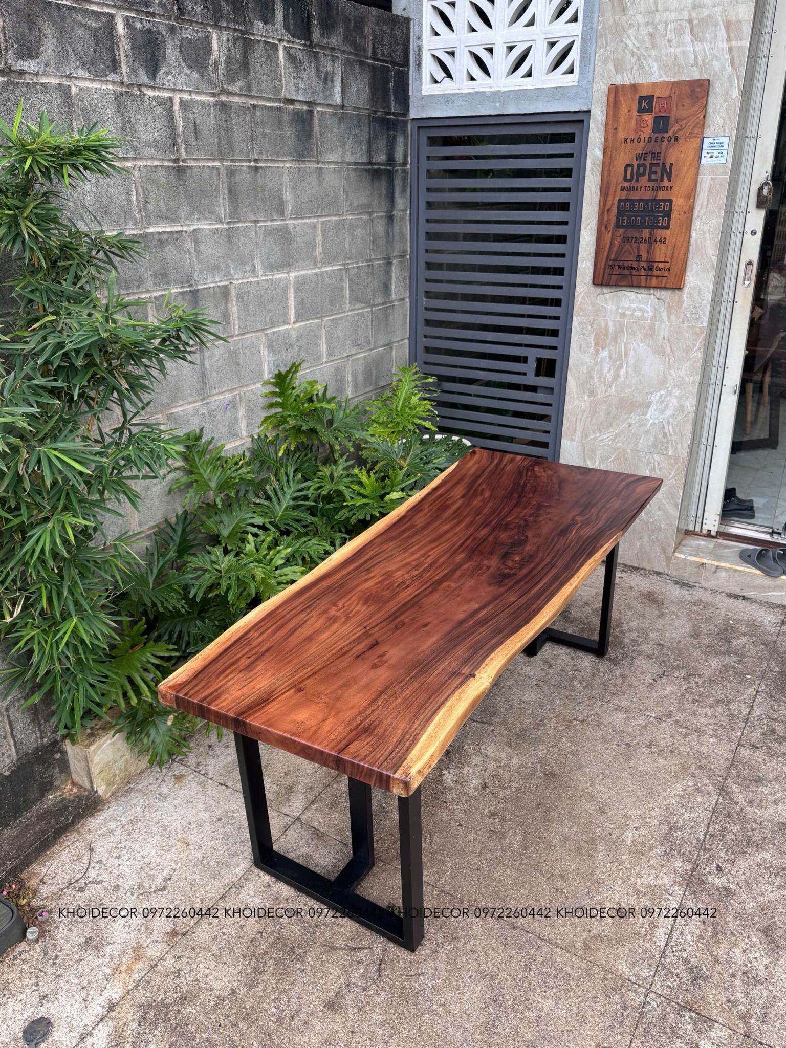  BÀN GỖ ME TÂY 200 x 72-82 x 5 cm 