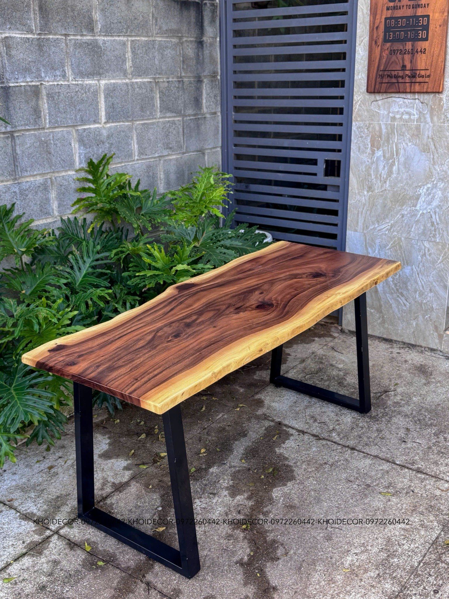  BÀN GỖ ME TÂY 160 x 60-65 x 3 cm 