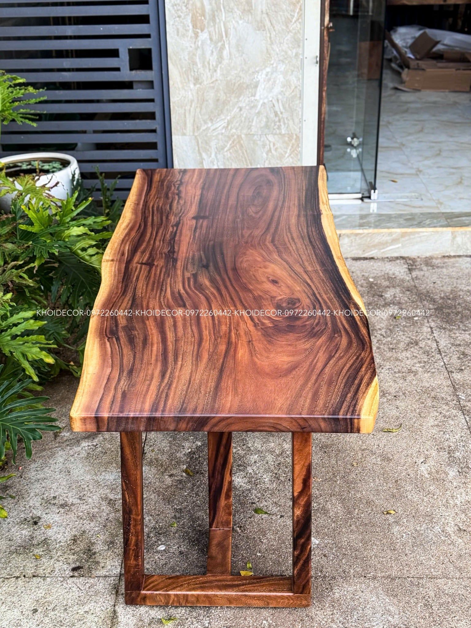  BÀN GỖ ME TÂY 180 x 69-75 x 5 cm 