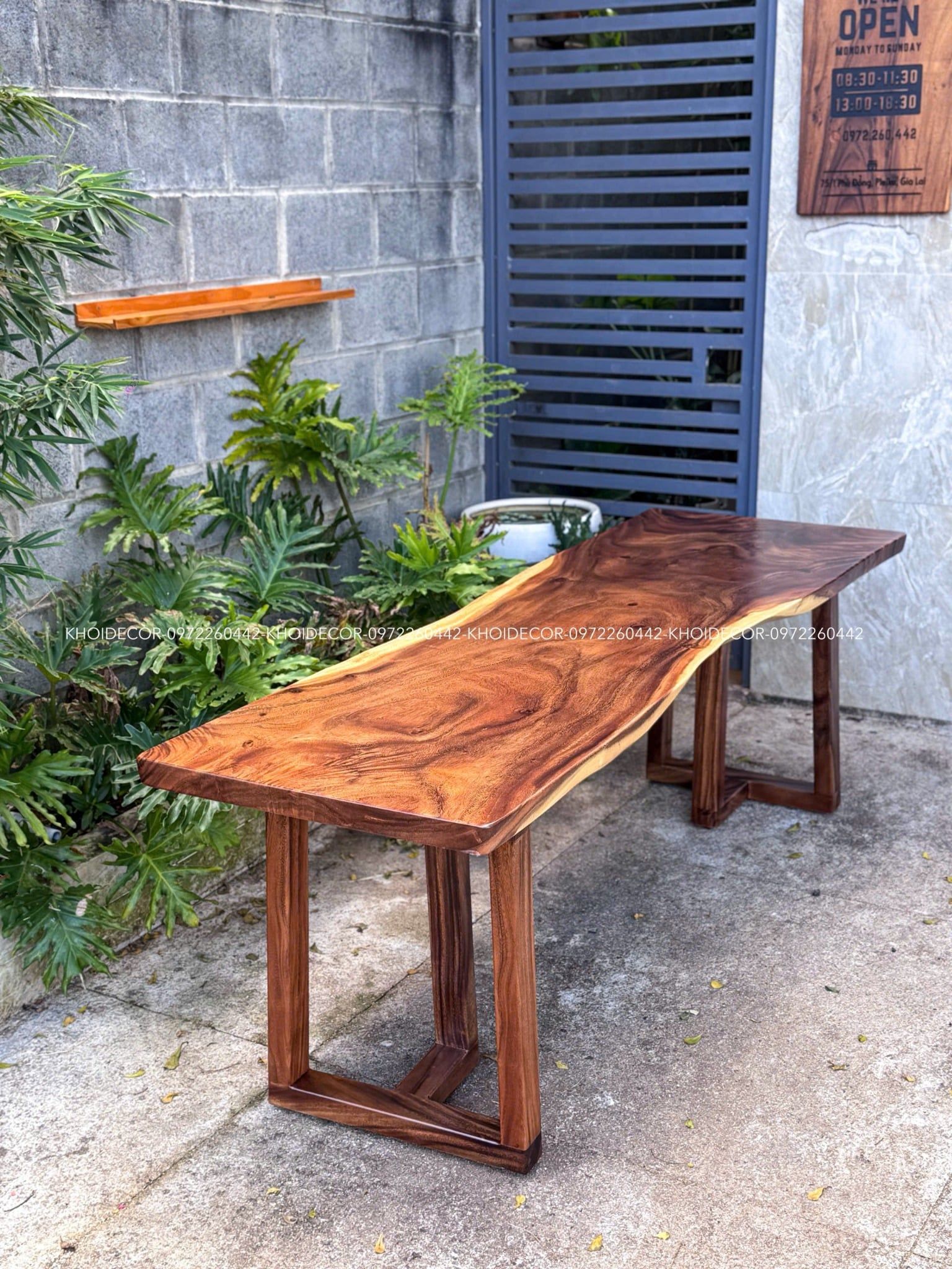  BÀN GỖ ME TÂY 200 x 58-66 x 5 cm 