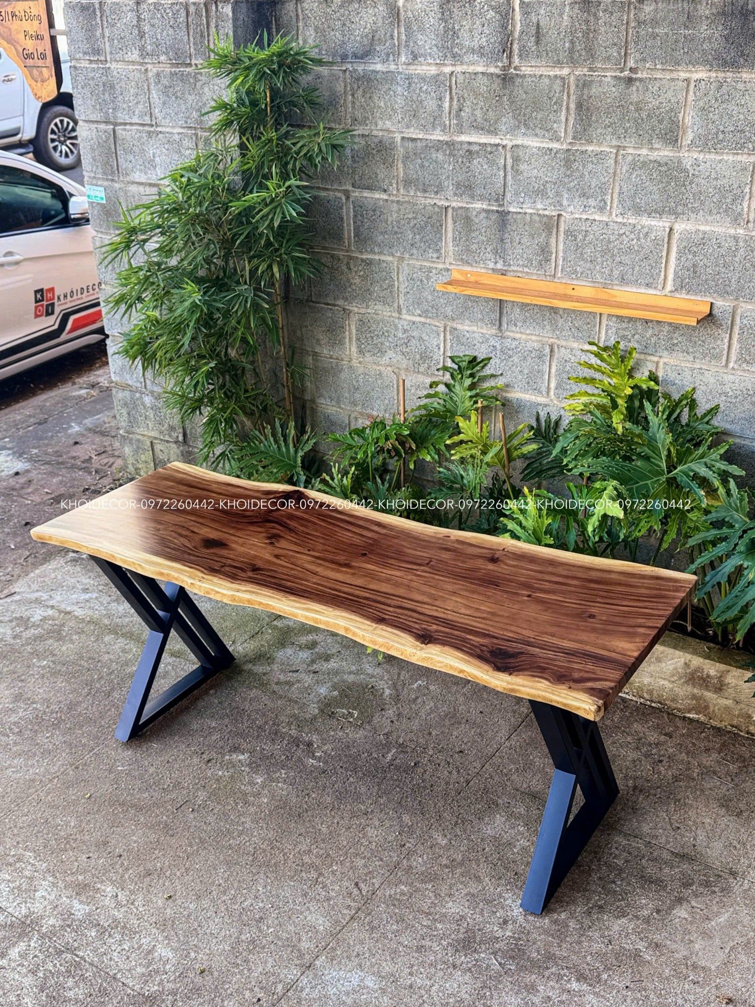  BÀN GỖ ME TÂY 180 x 60-68 x 4 cm 