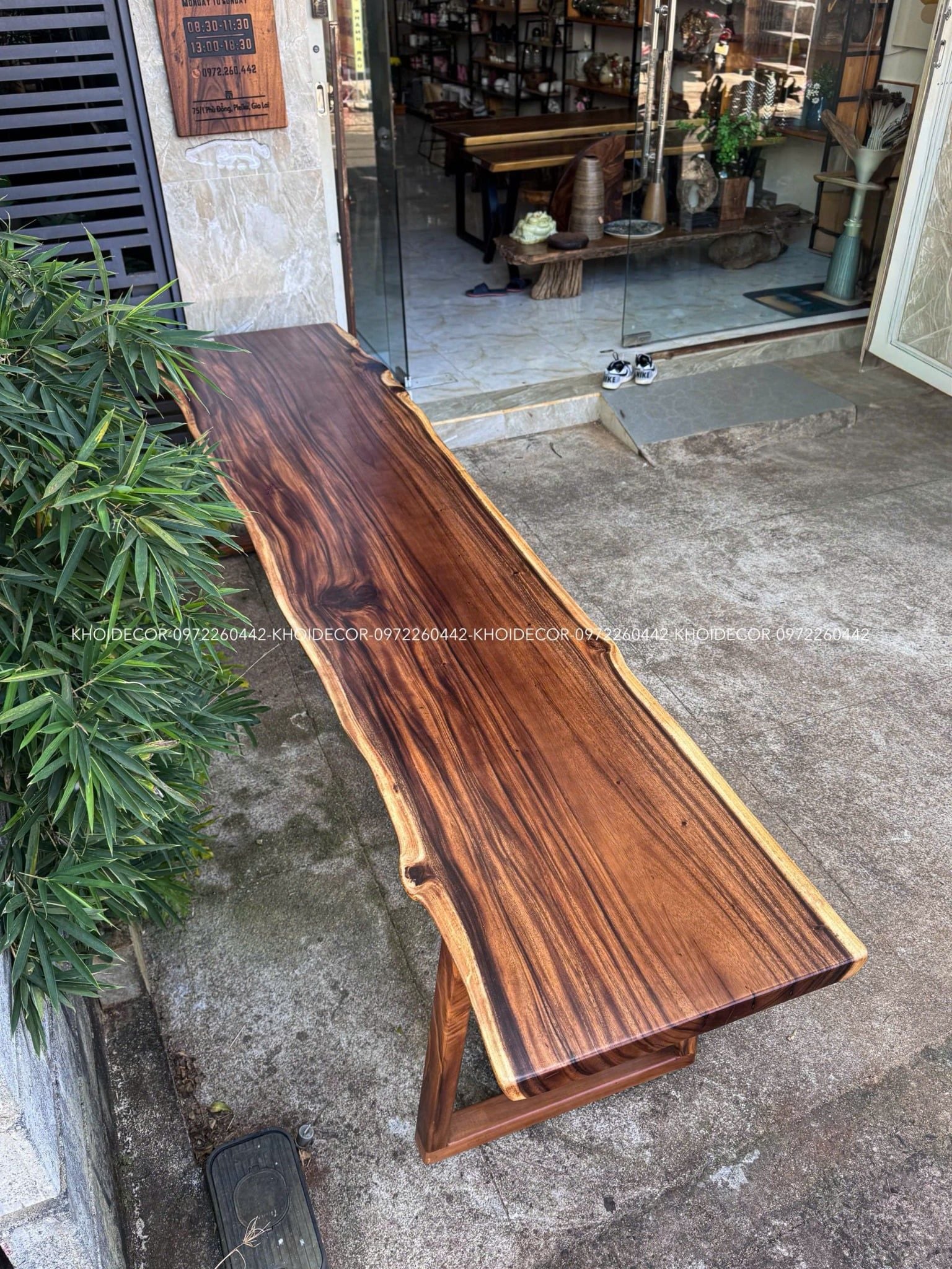  BÀN GỖ ME TÂY 315 x 63-73 x 5 cm 