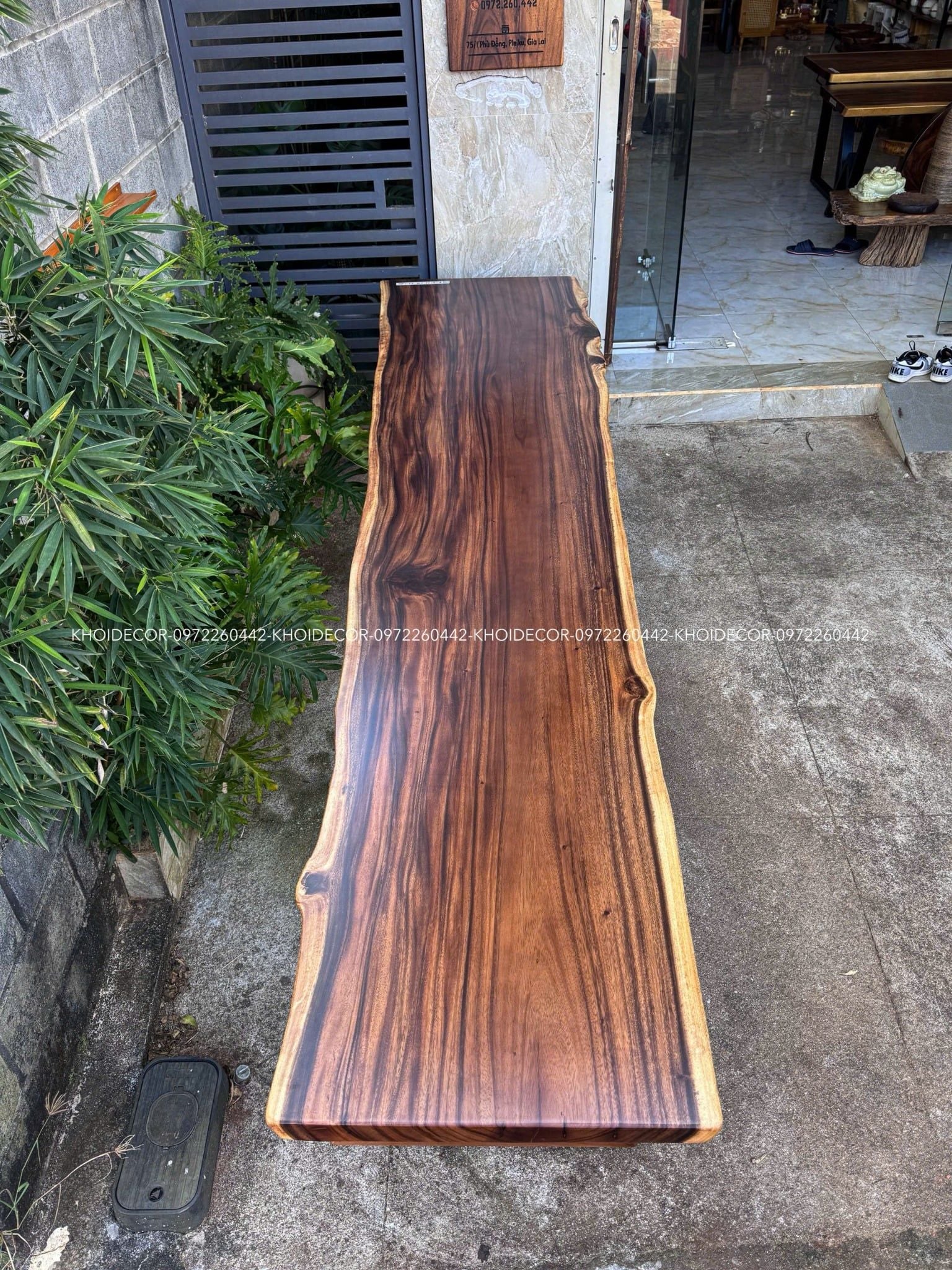  BÀN GỖ ME TÂY 315 x 63-73 x 5 cm 