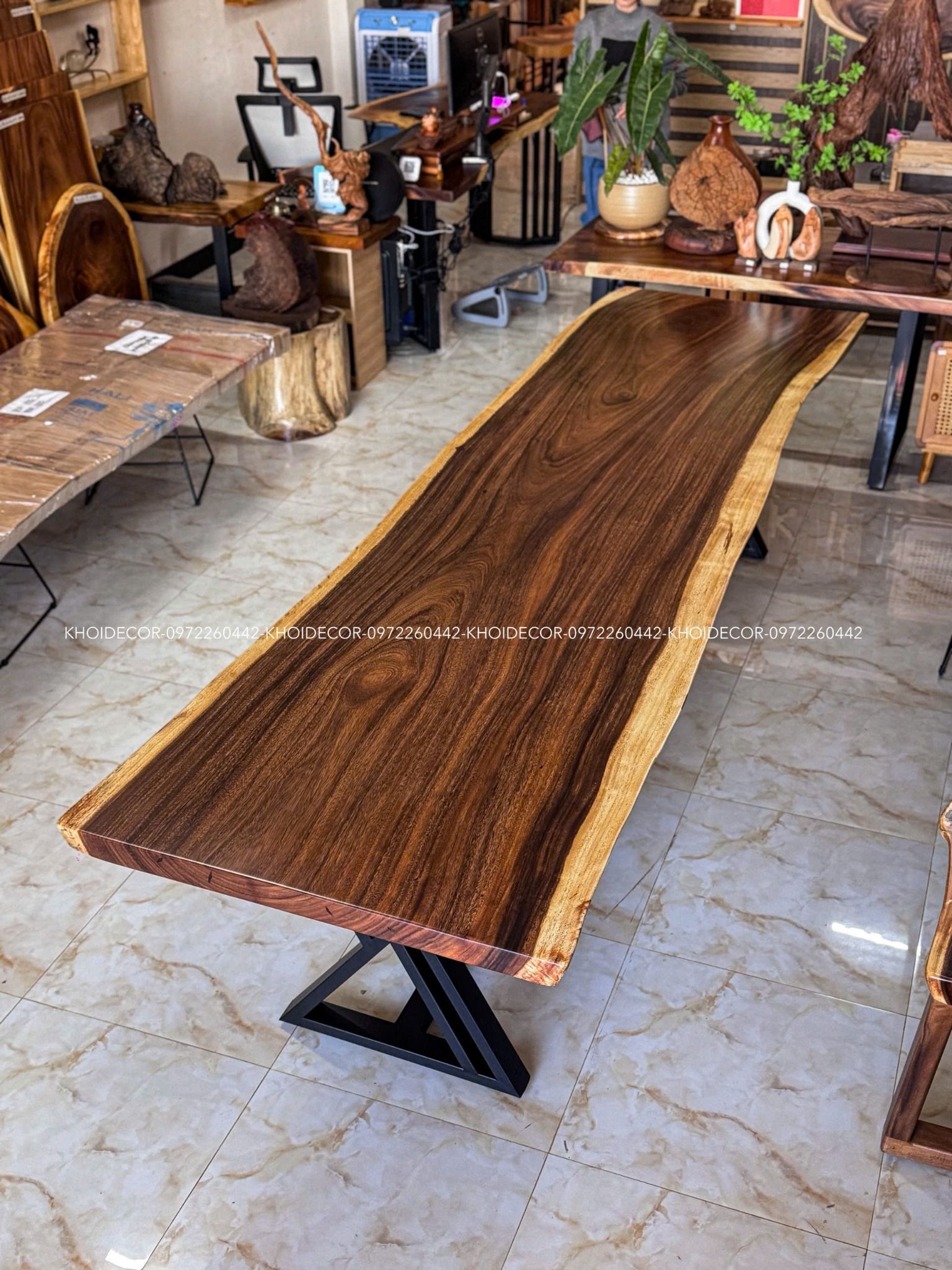  BÀN GỖ ME TÂY 317 x 94-87-85 x 5  cm 