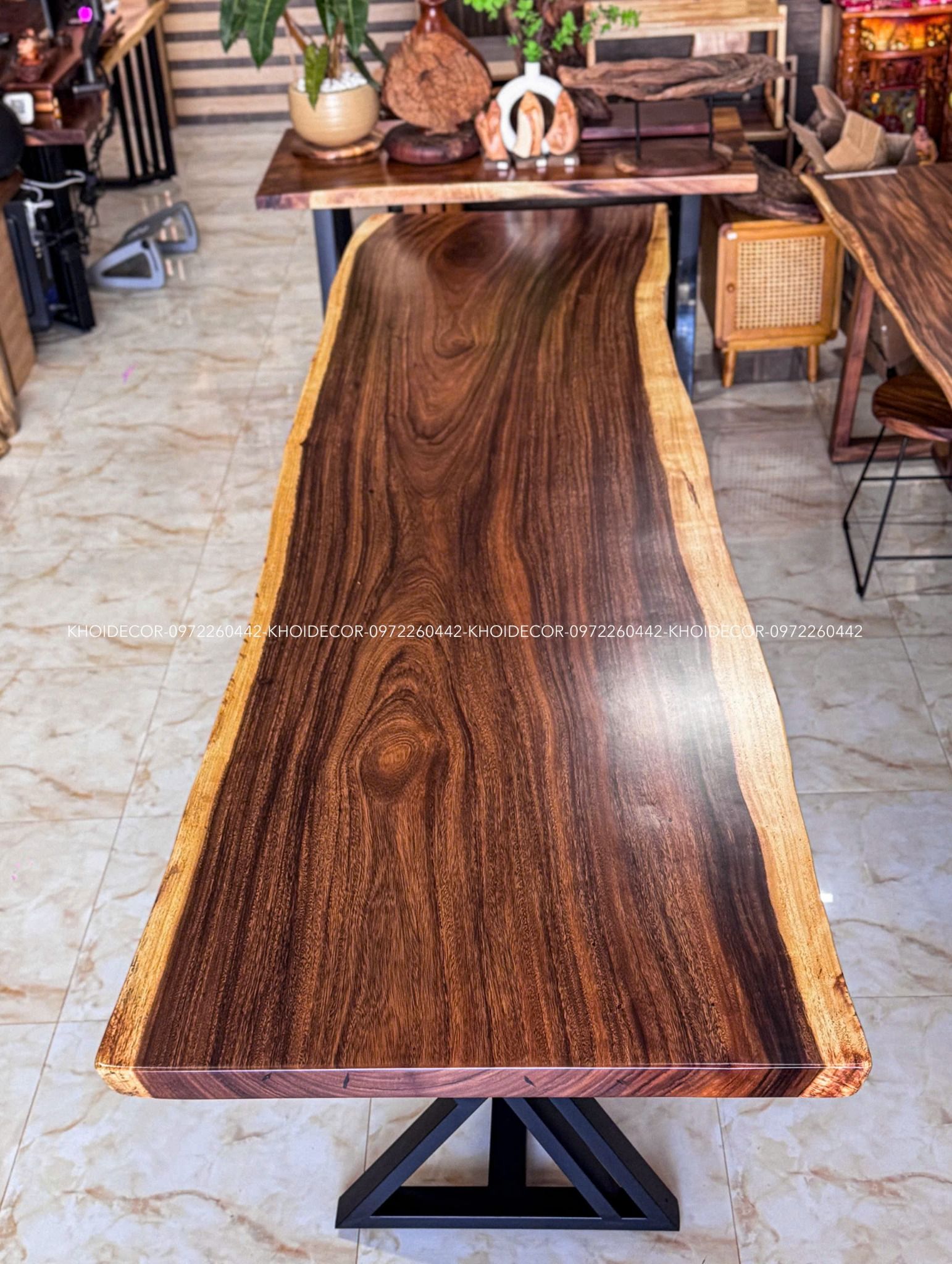  BÀN GỖ ME TÂY 317 x 94-87-85 x 5  cm 