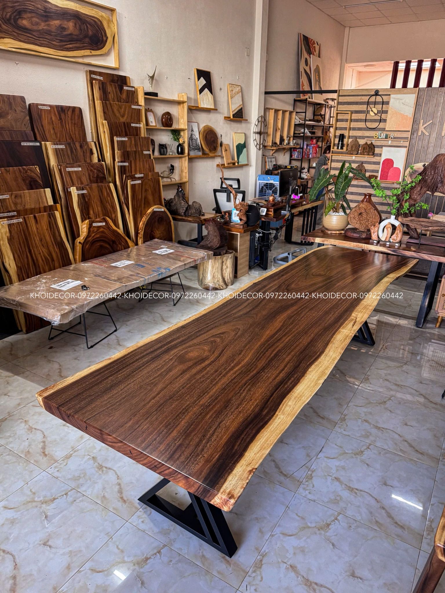  BÀN GỖ ME TÂY 317 x 94-87-85 x 5  cm 